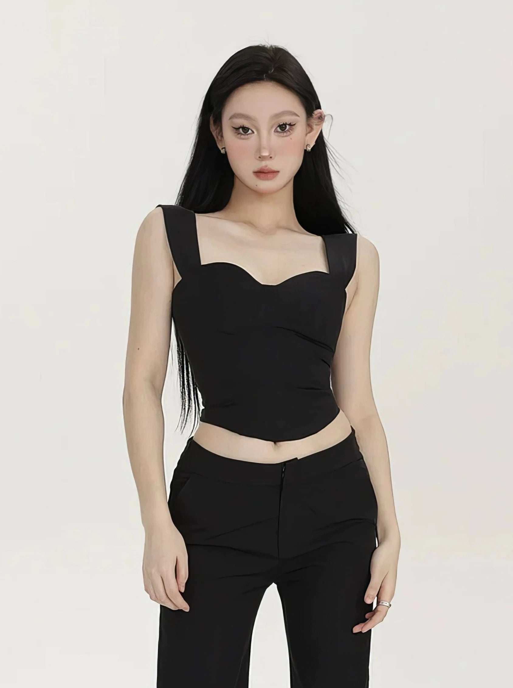 Sleeveless Sweetheart Neckline Crop Top – nightcity clothing