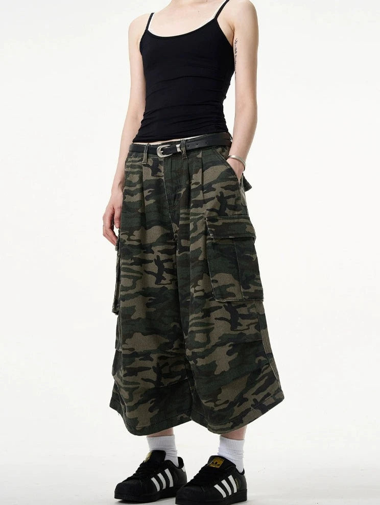 Camo Bermuda Capri Cargo Shorts