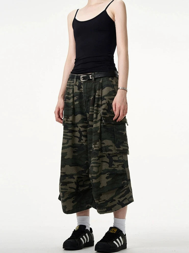 Camo Bermuda Capri Cargo Shorts