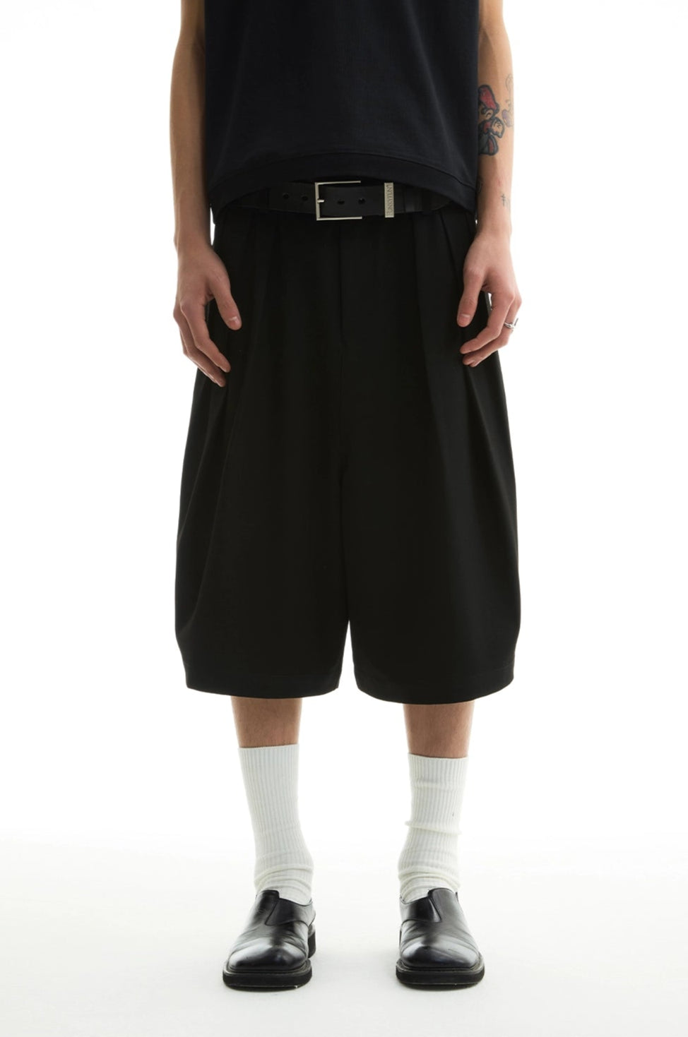 Wide Leg Pleated Bermuda Shorts with Belt Loops