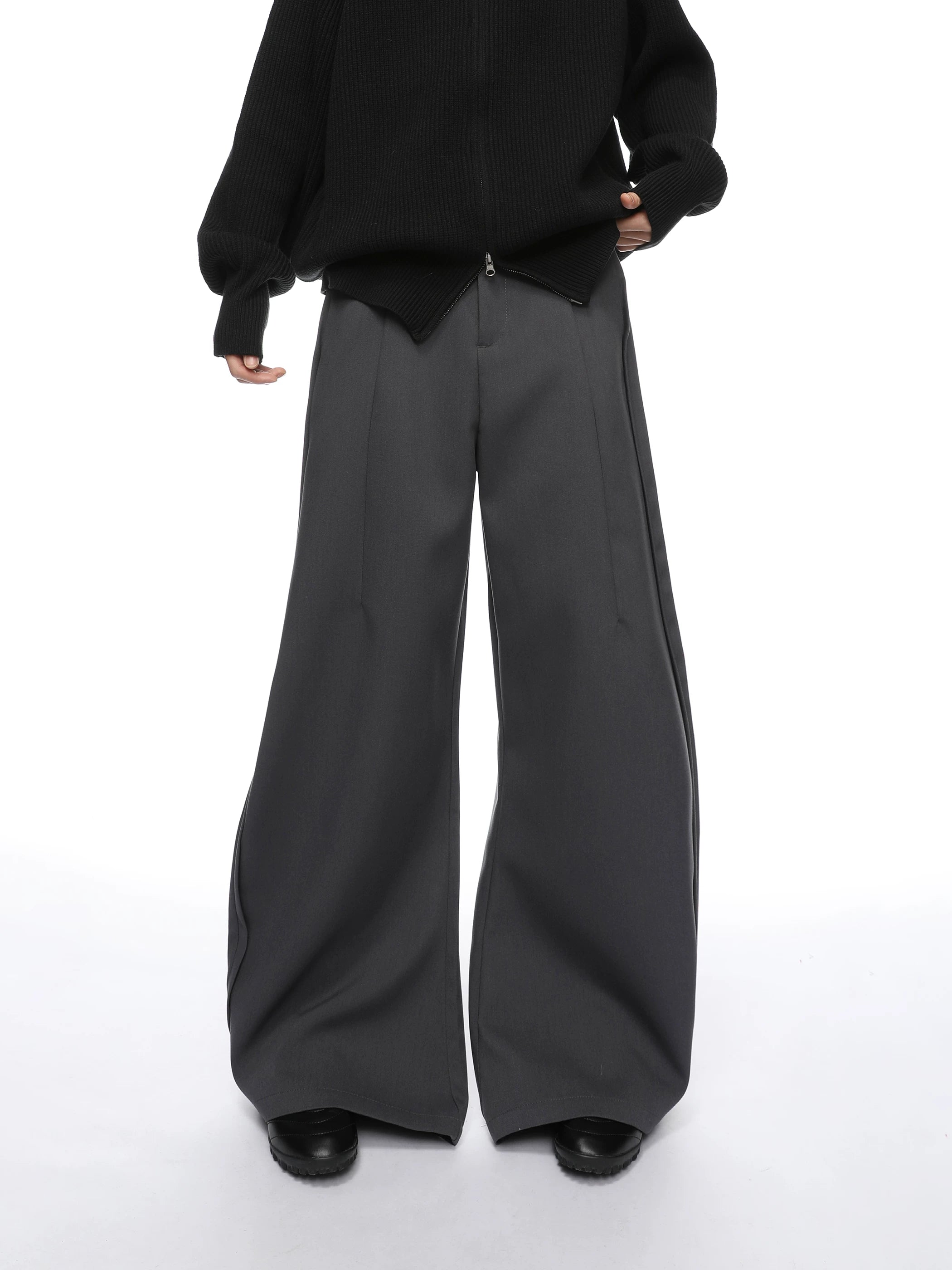 Wide Semi-Flare Barrel Leg Pleated Trousers