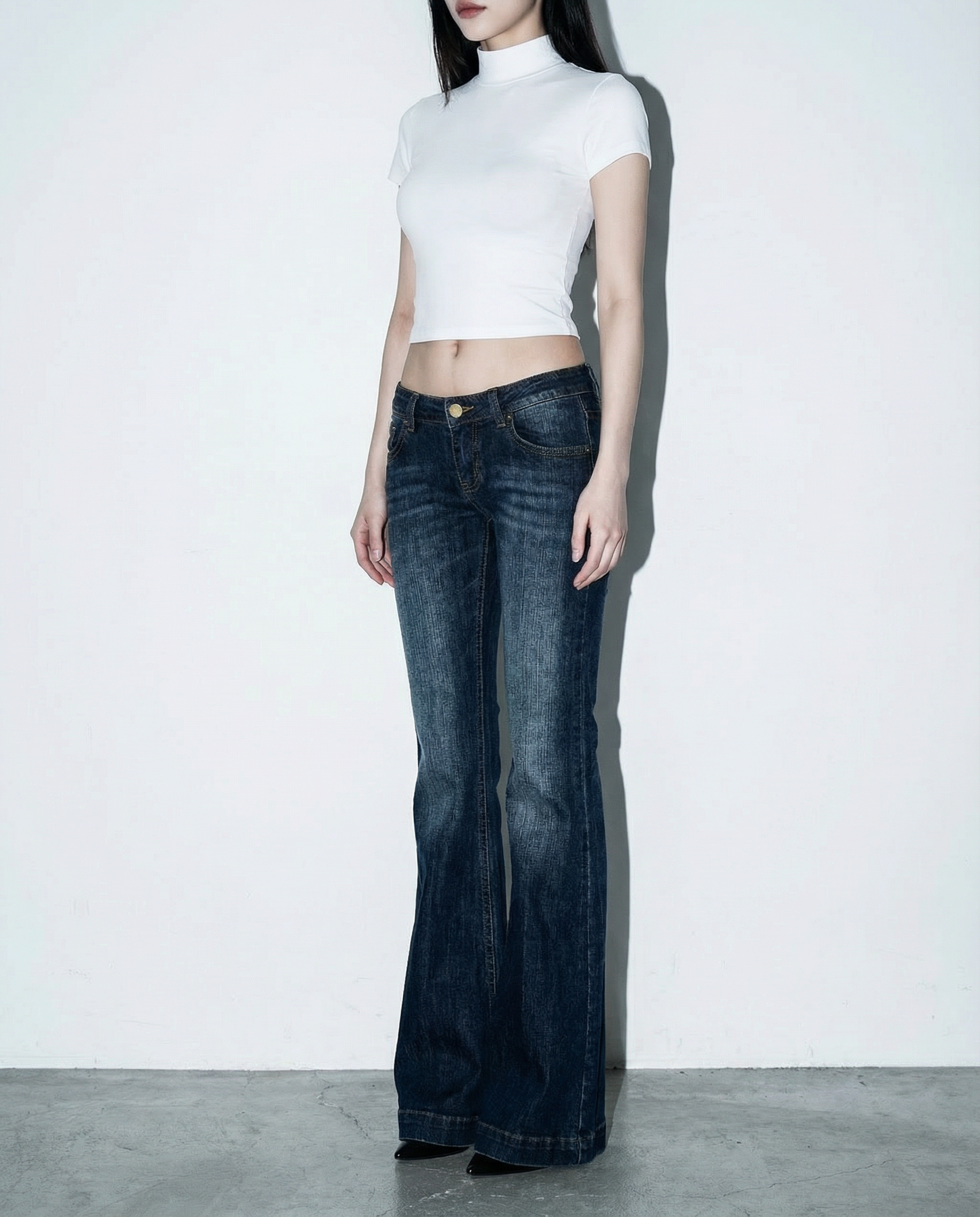 Dark Wash Low-Waist Faded Flare Jeans - nightcity clothing