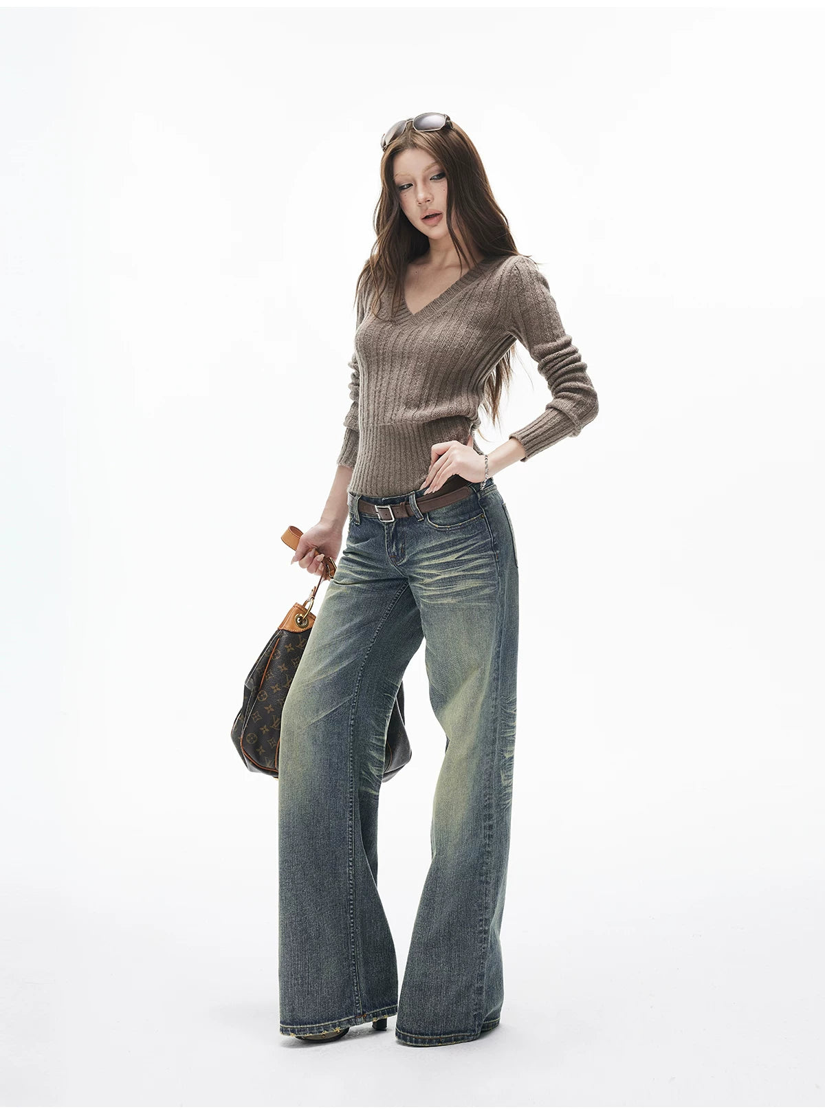 Straight Fit Sandblasted Faded Low-Waisted Jeans