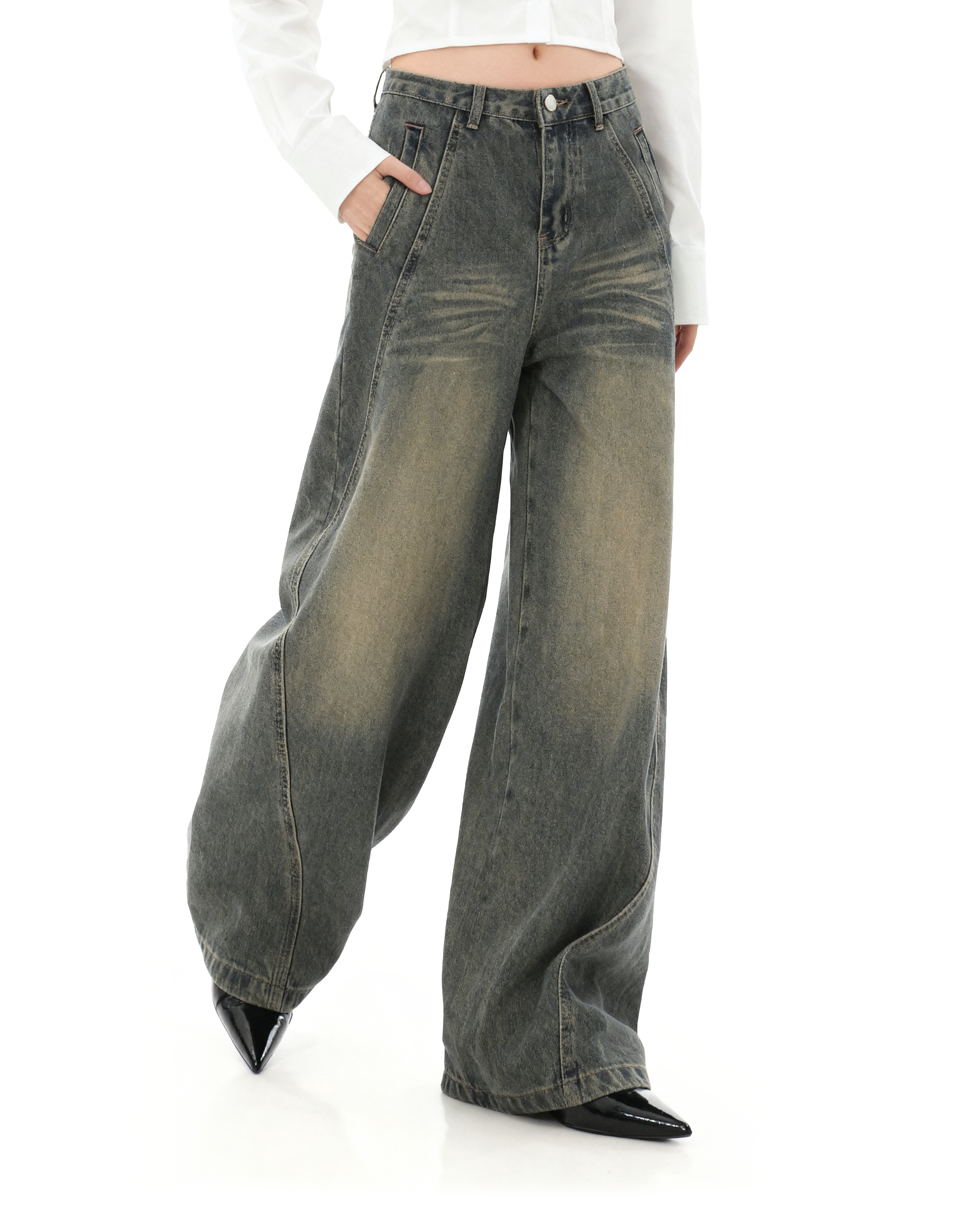 Sandblast Wide-Leg Jeans with Stitch Detail-4