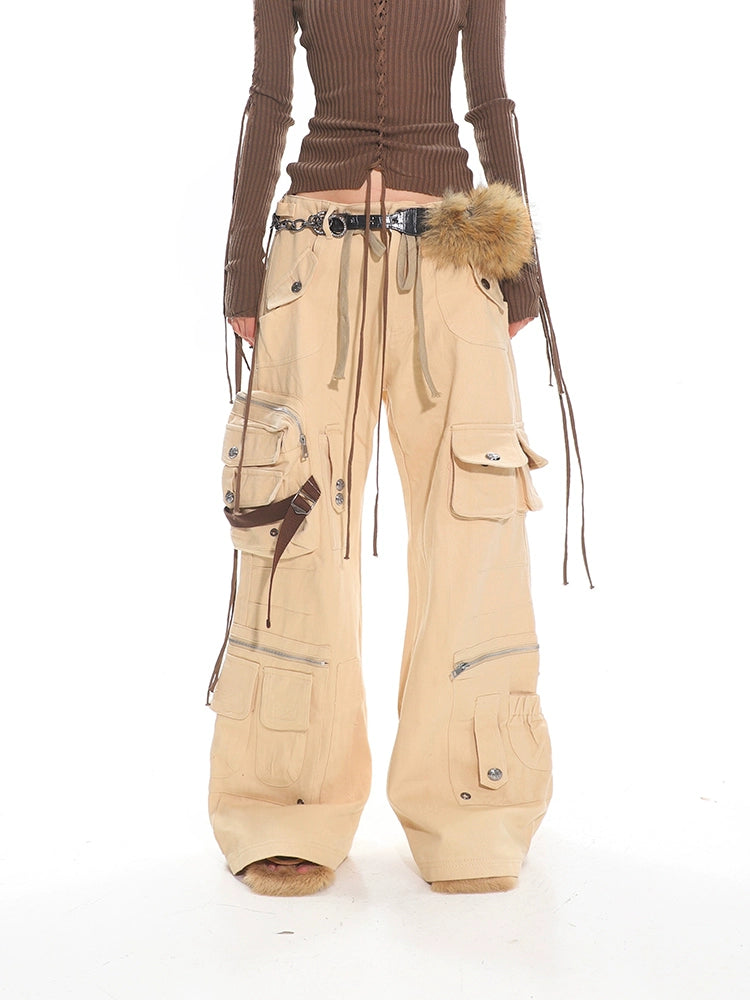 Wide-Leg Low Waist Cargo Pants with Multi-Pocket Detail