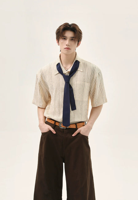 Textured Short Sleeve Button-Up Stripe Shirt with Chest Pocket and Necktie