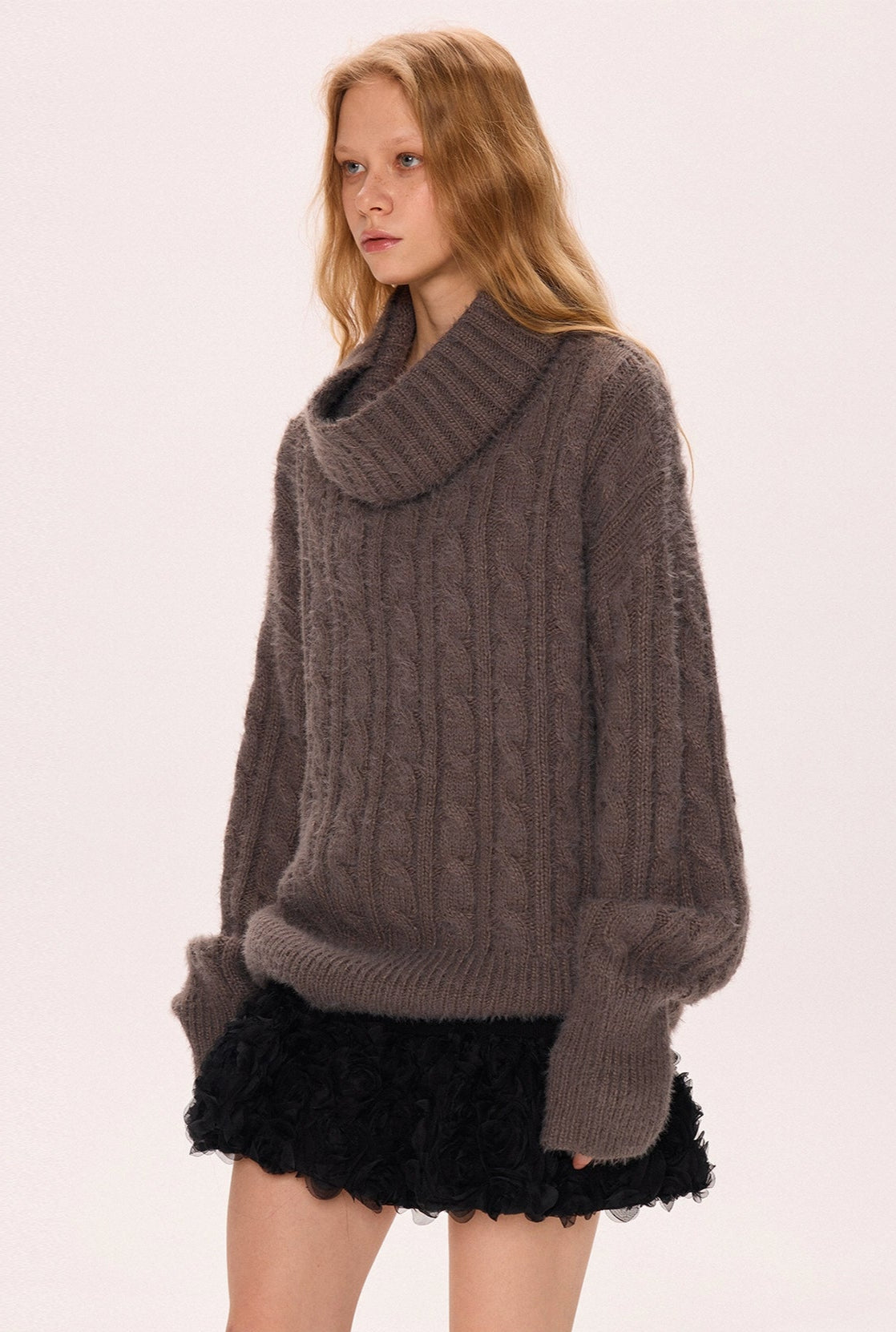 Chunky Cable Knit Turtleneck Sweater with Balloon Sleeves