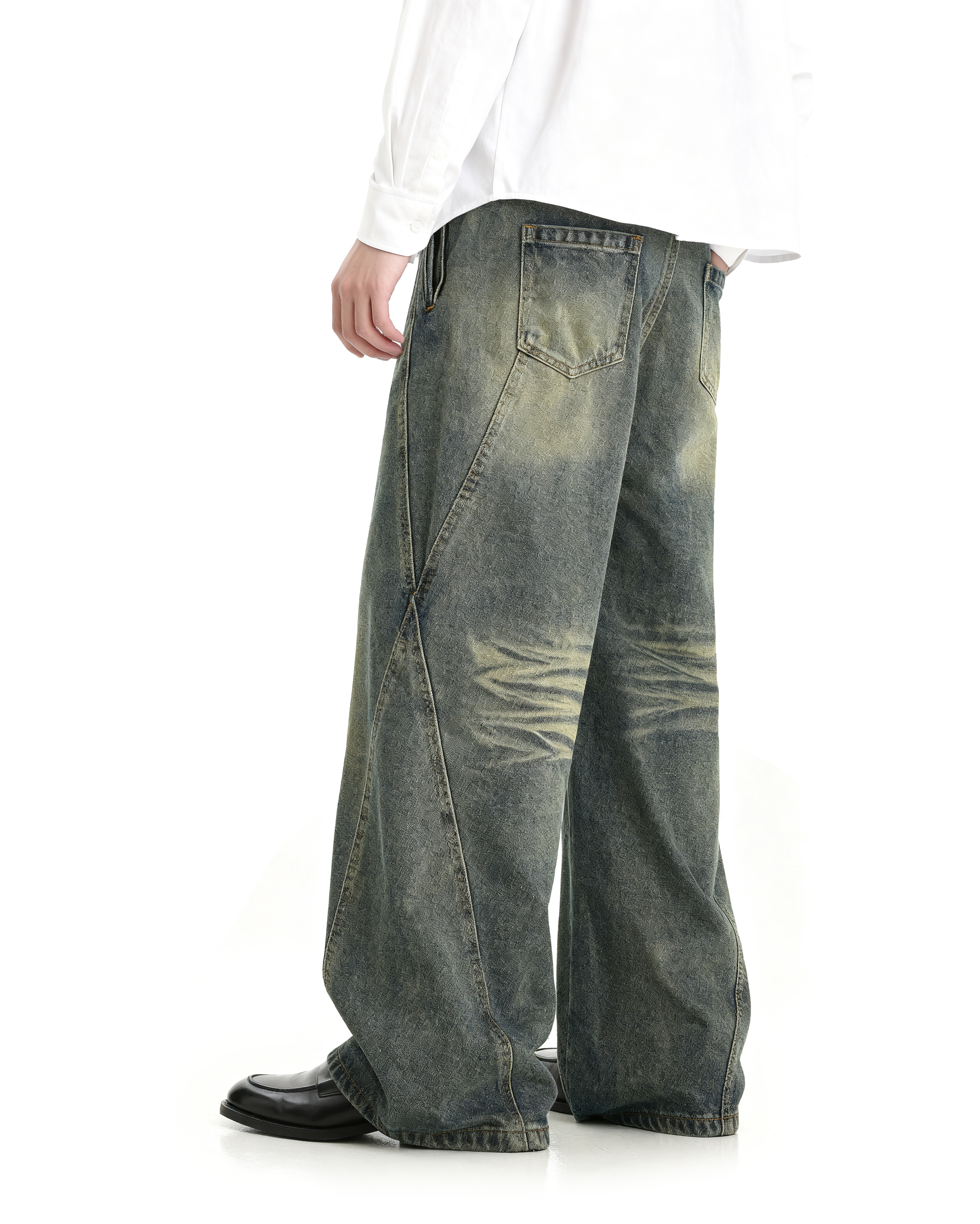 Vintage Wash Straight Leg Denim Jeans-4