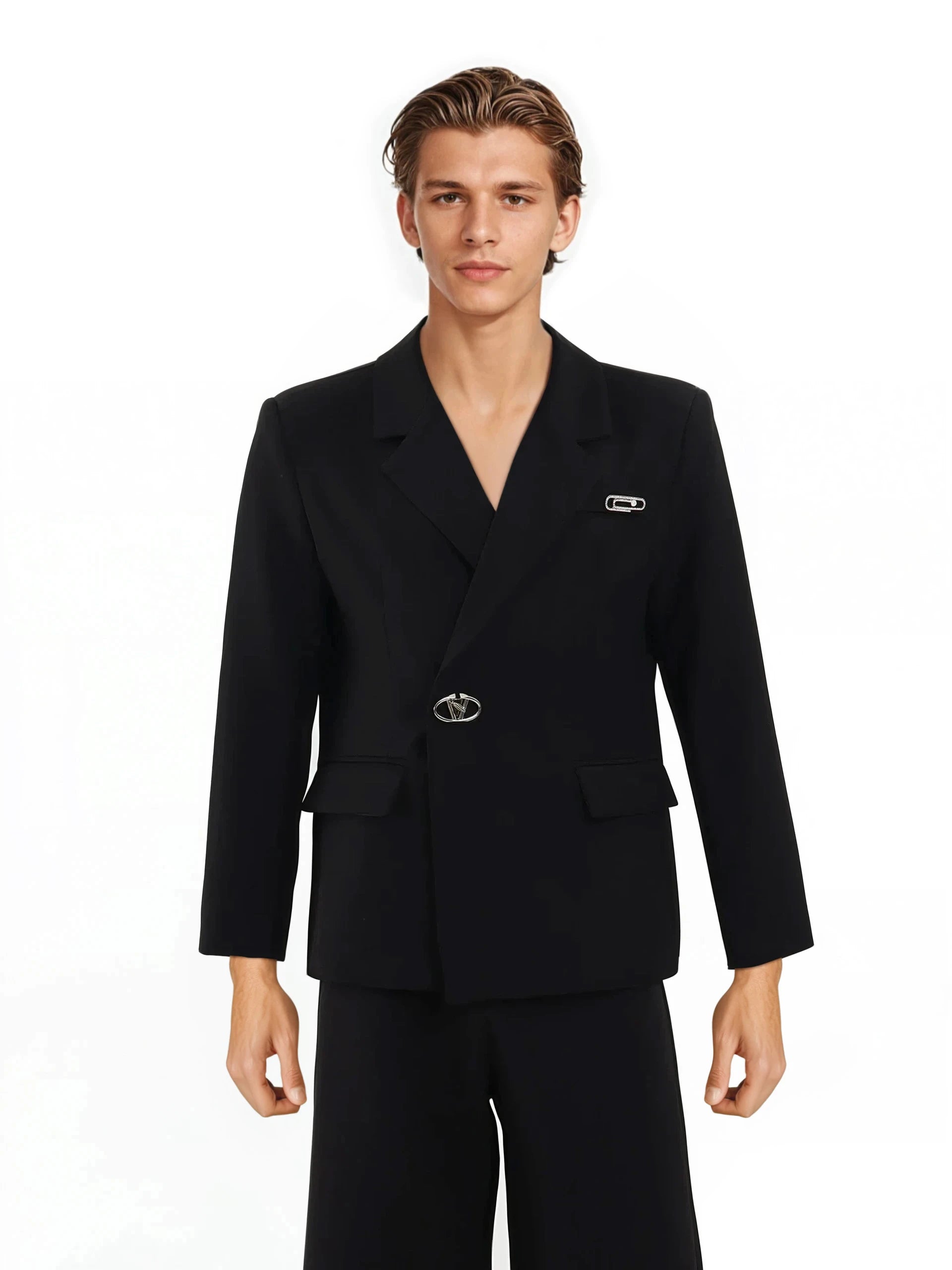 Structured Single-Breasted Blazer with Metal Clasp and Brooch Detail