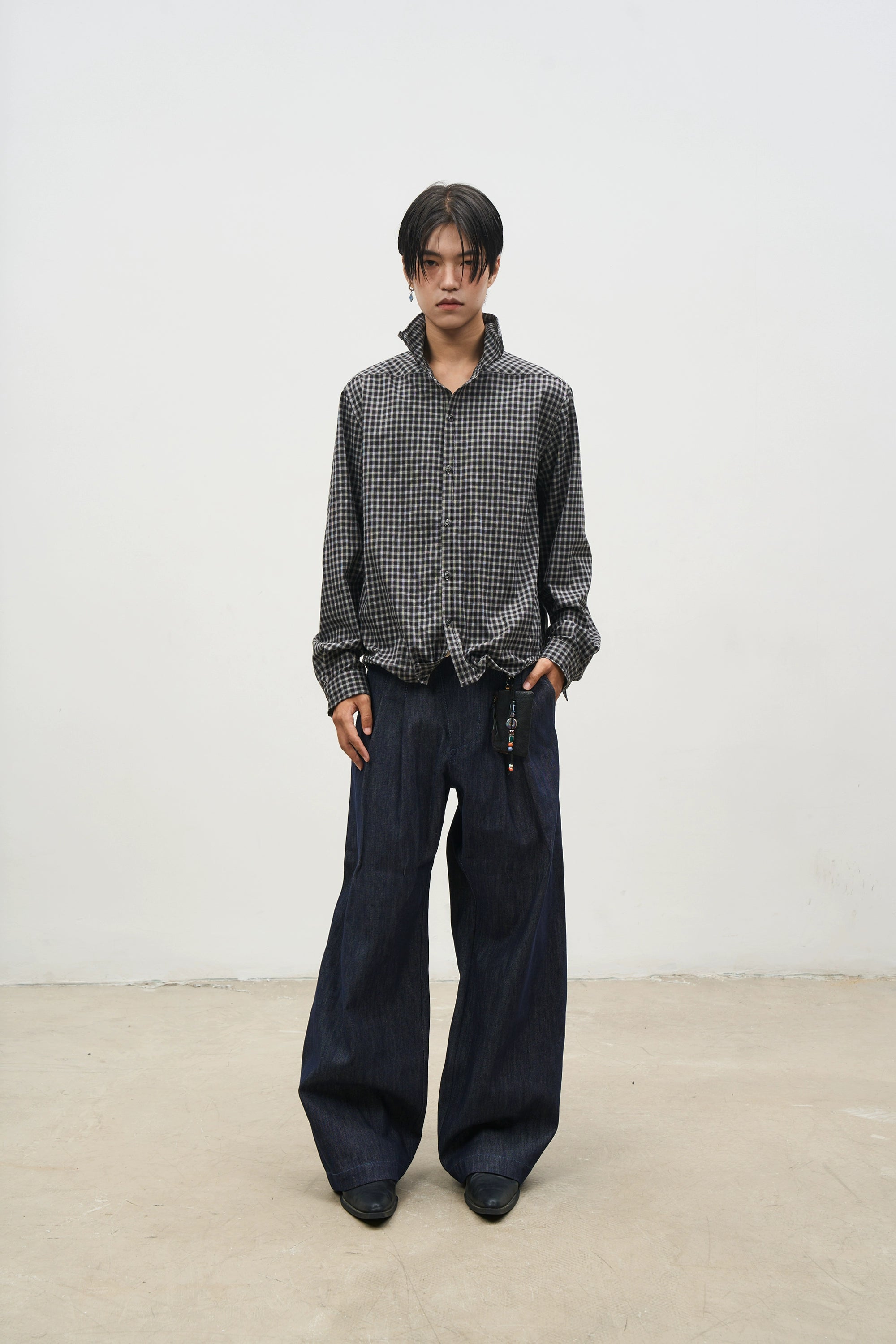 Wide Leg Pleated Mid-Rise Denim Trousers