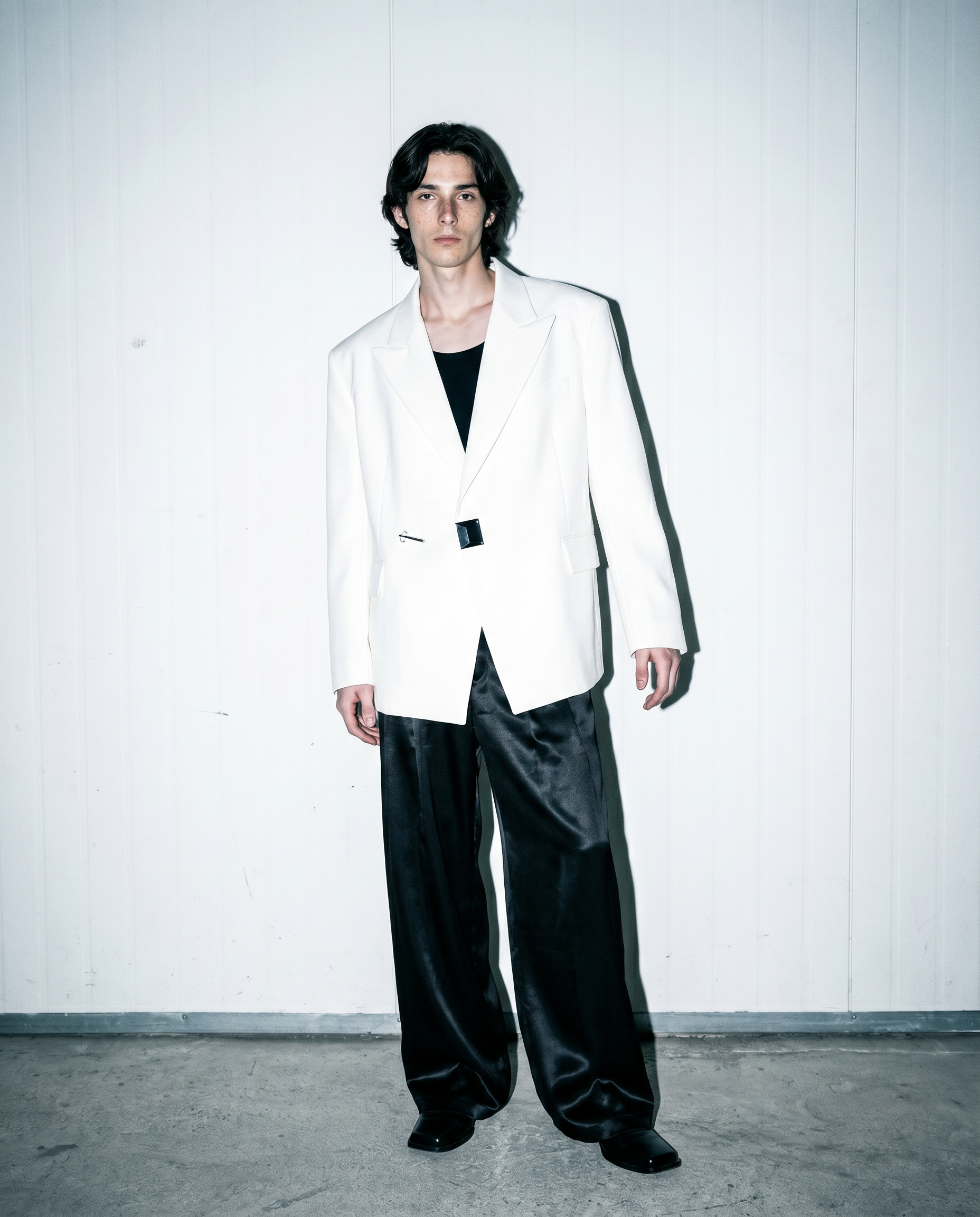Asymmetric Structured Blazer with Lock Clasp Detail-5