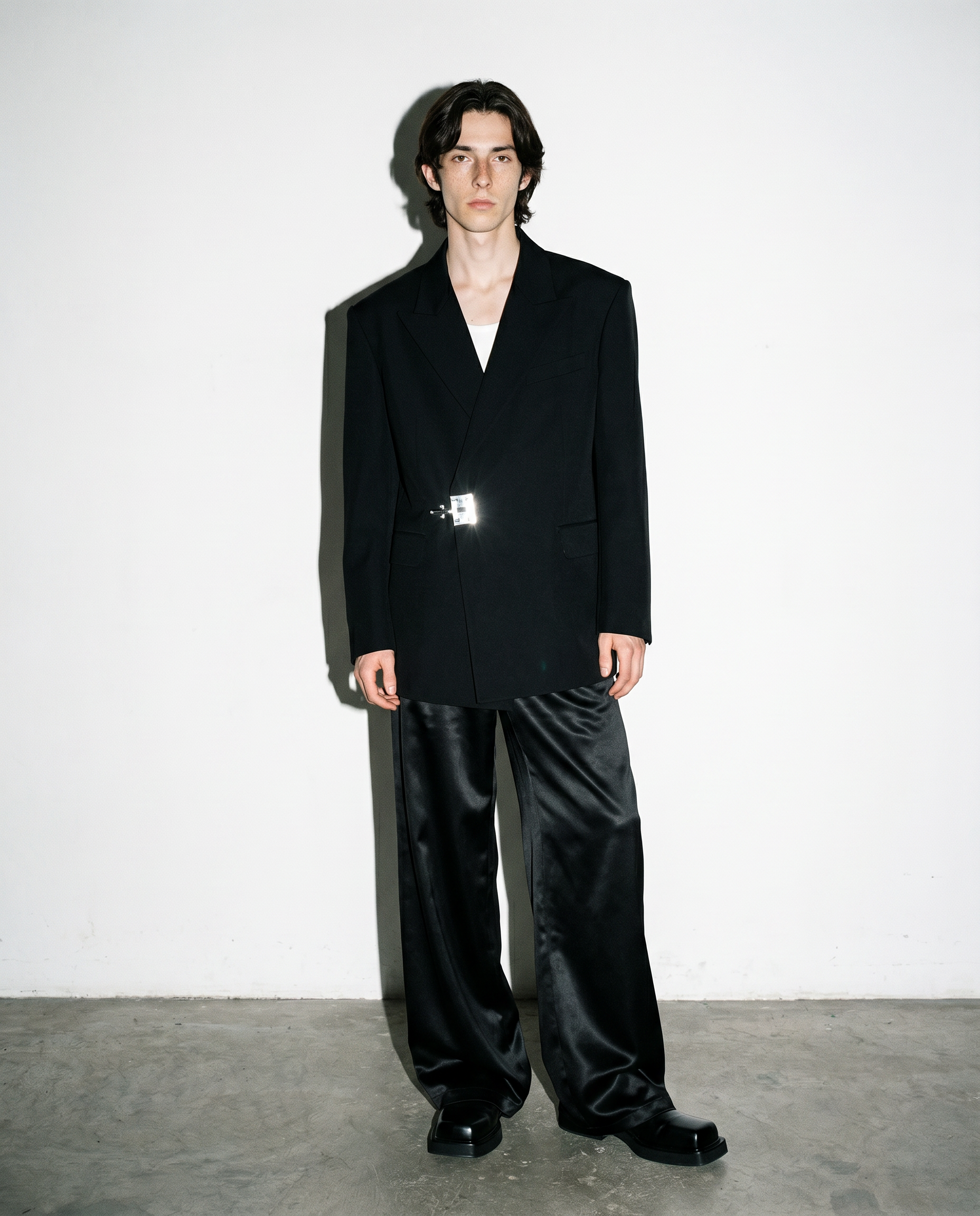Asymmetric Structured Blazer with Lock Clasp Detail-10