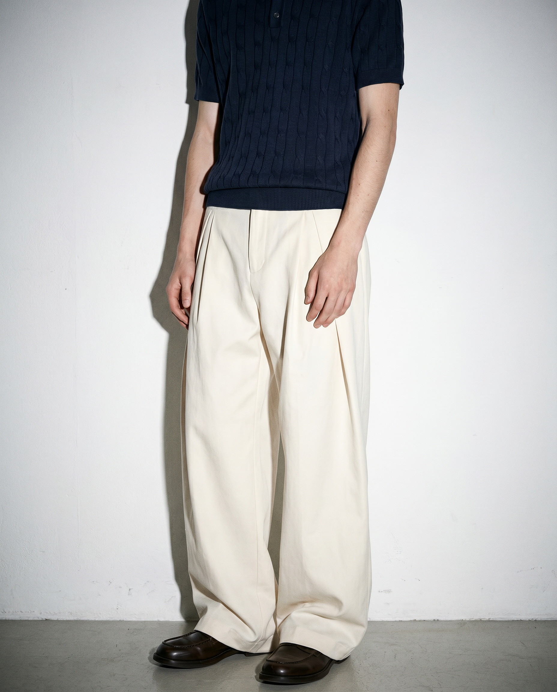 Barrel Leg Deep-Pleated Trousers-8