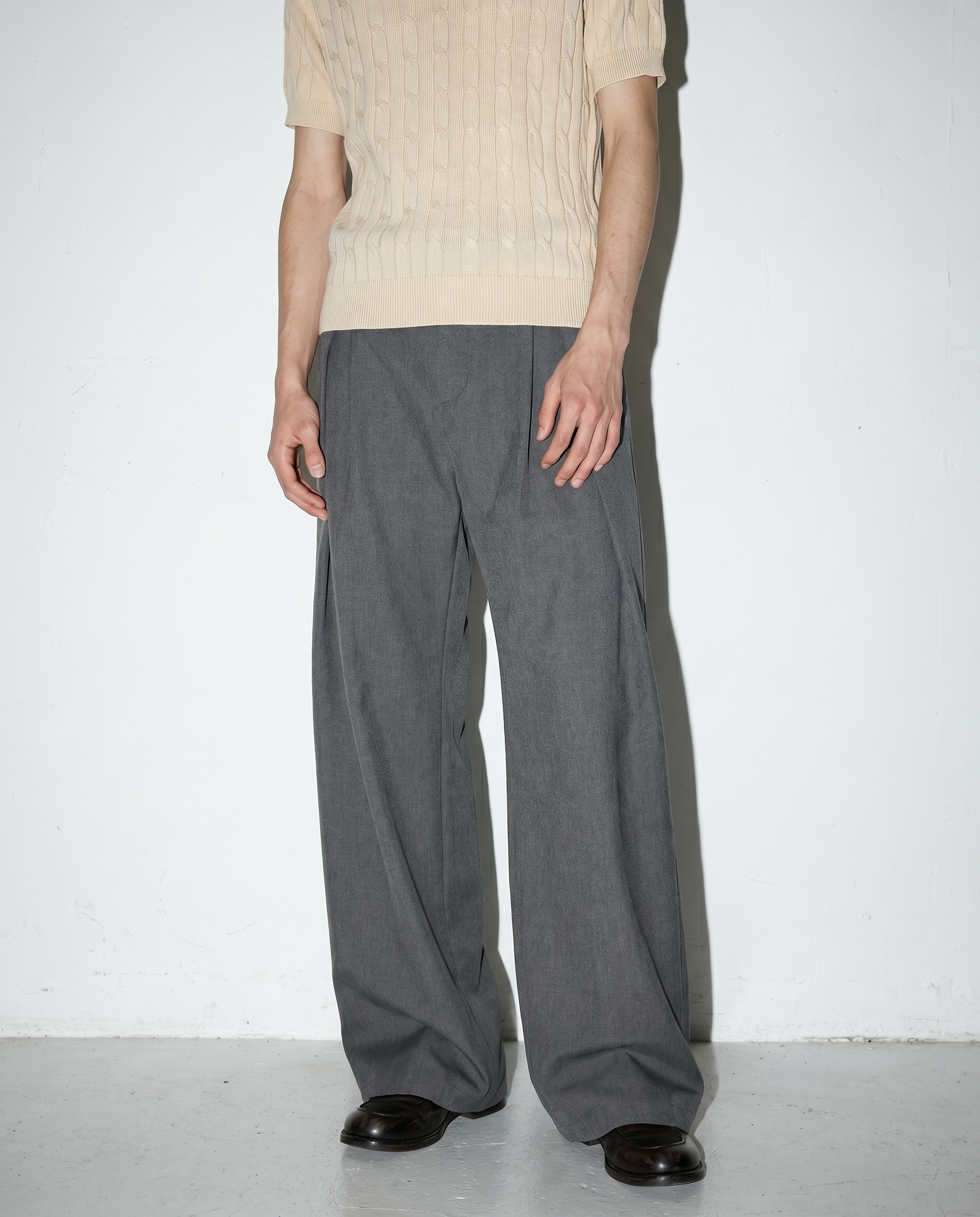 Barrel Leg Deep-Pleated Trousers-2