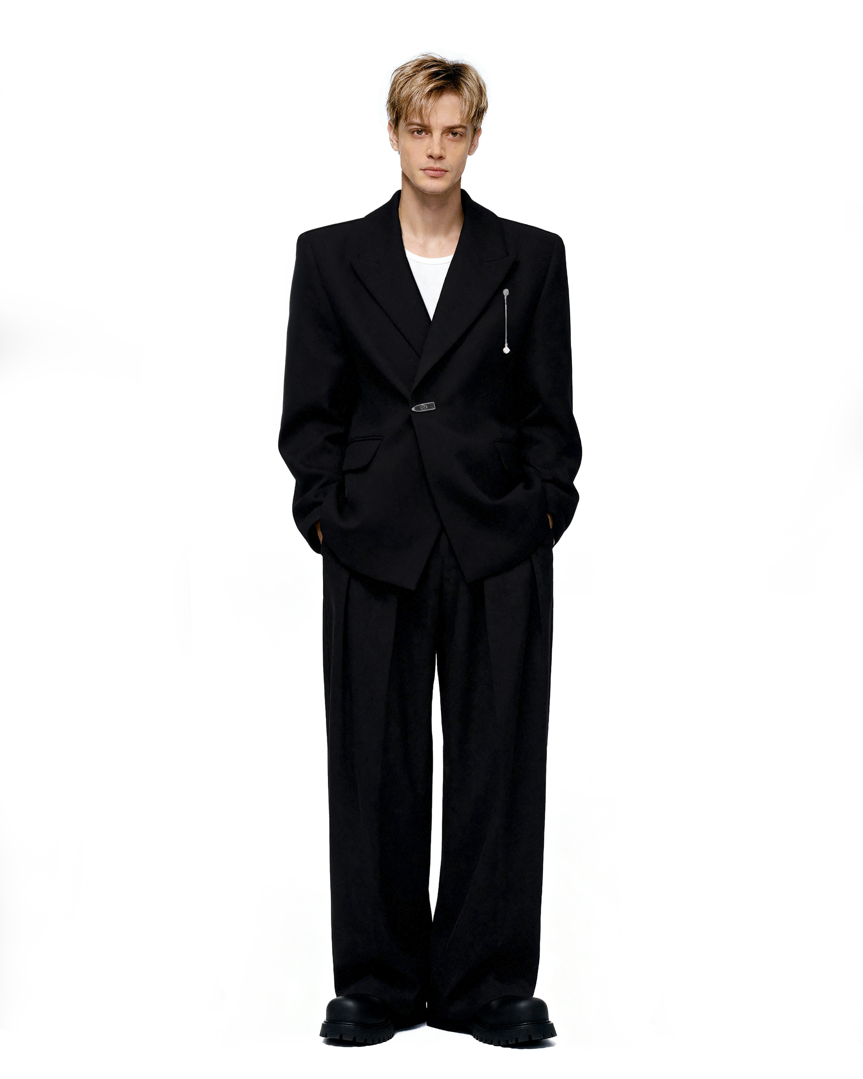 Oversized Peak Lapel Blazer with Metal Clasp Closure and Drop Pendant-5