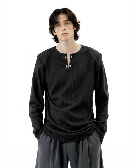 Ribbed Metal-Clasp Hook Henley Long Sleeve Tee - nightcity clothing