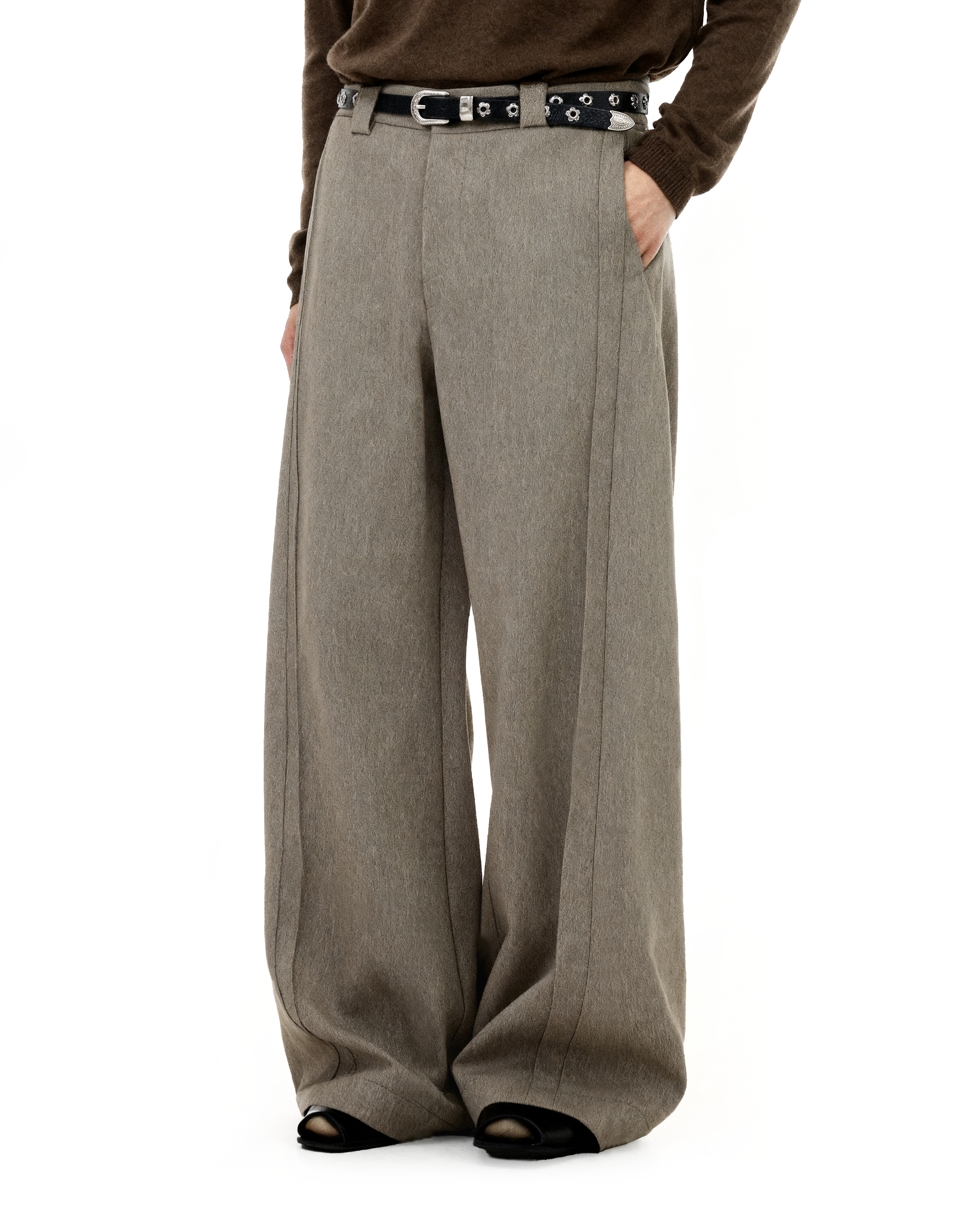 Barrel-Leg Panel Pleated Trousers