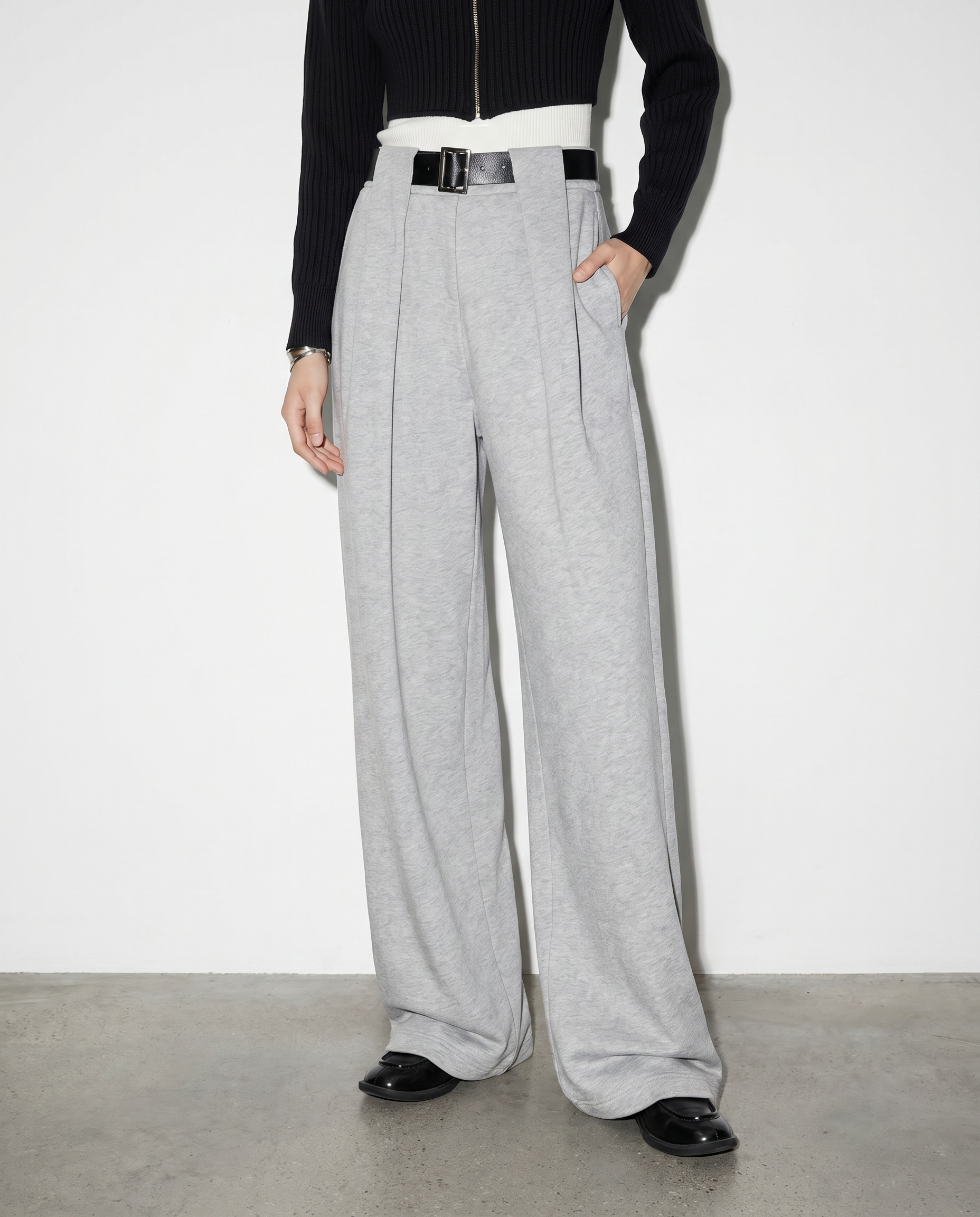 Crossover Waist Pleated Sweatpants-3