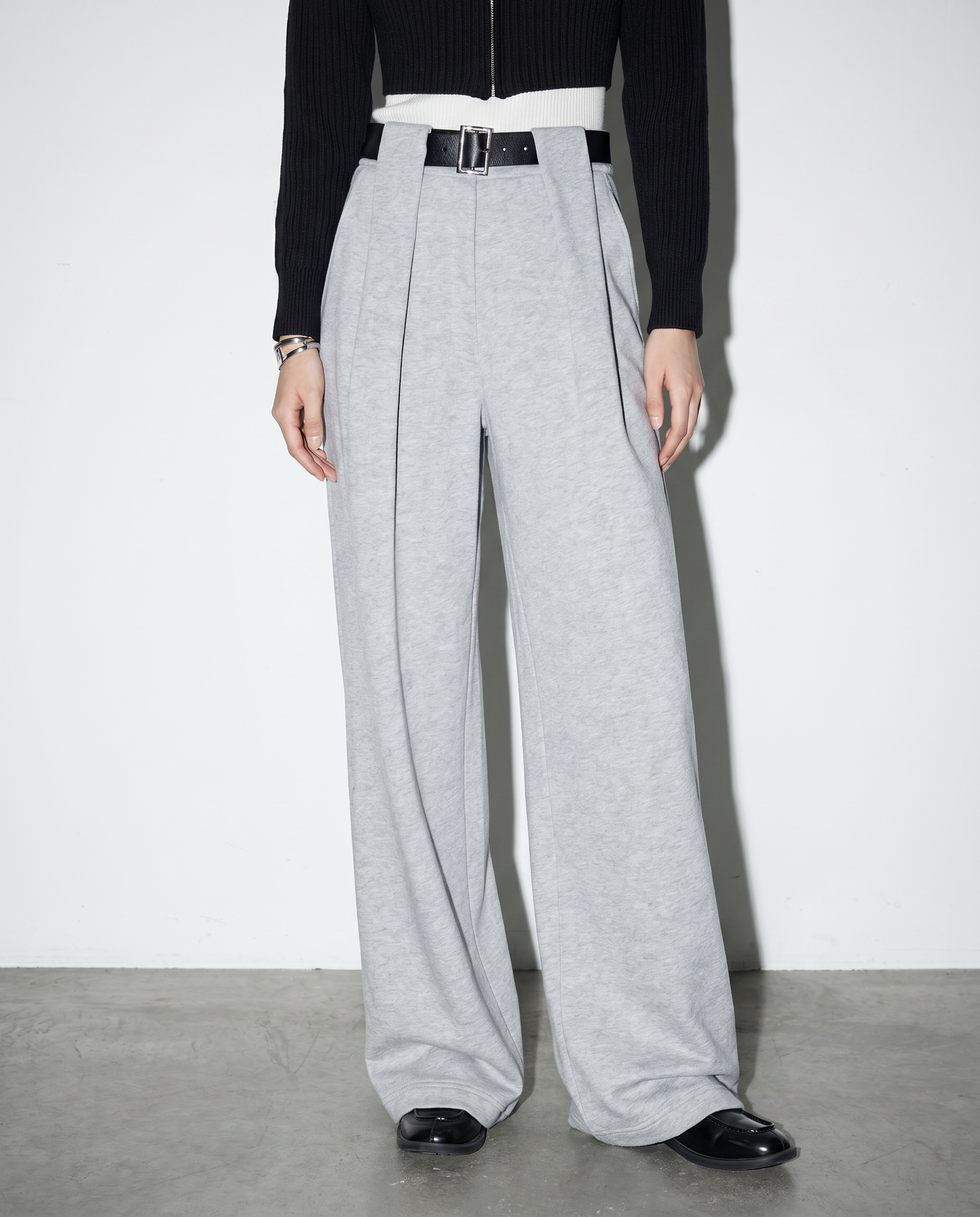 Crossover Waist Pleated Sweatpants-2