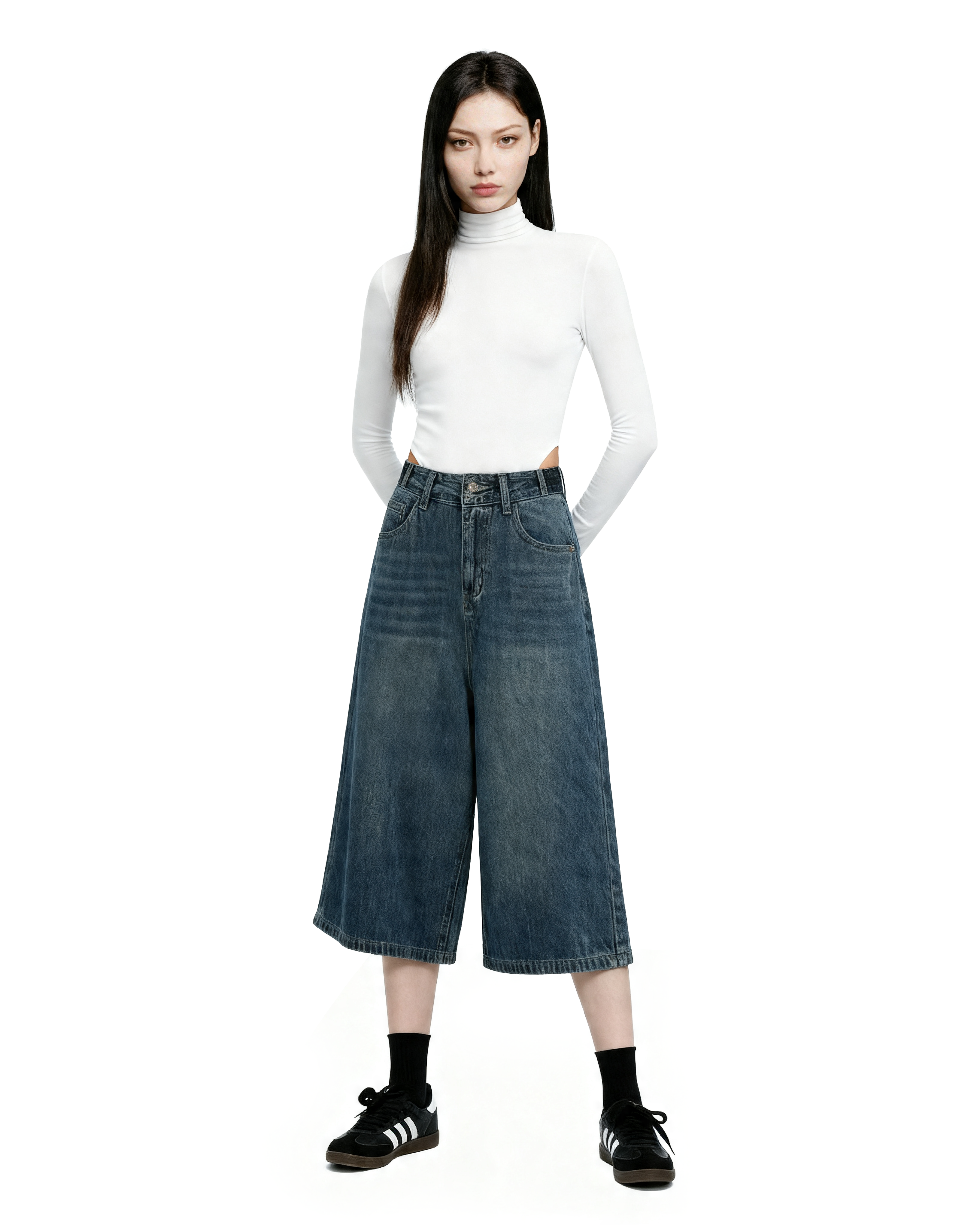 Denim Culotte Capri Shorts with Back Pocket Detail-5