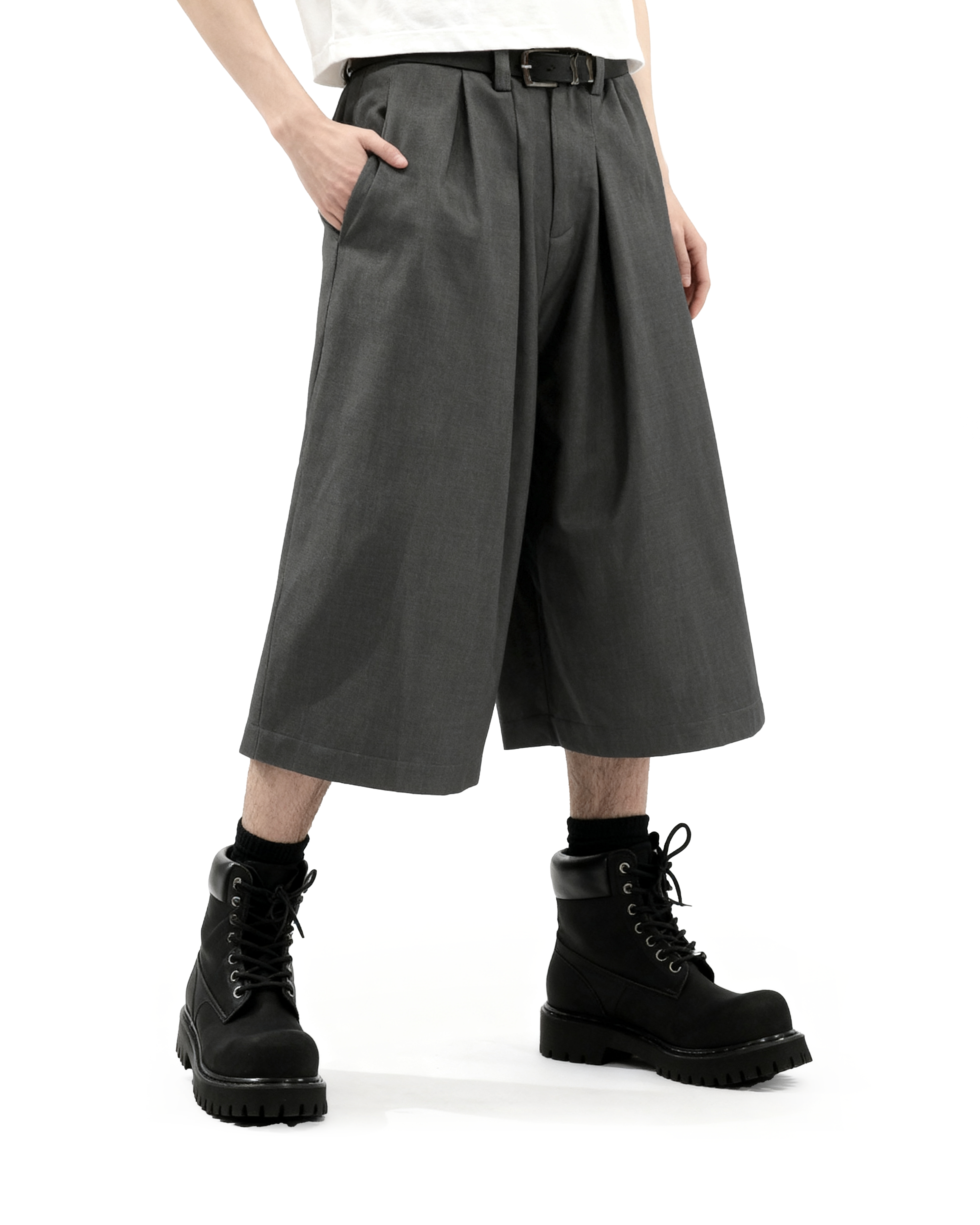 Wide Leg Pleated Bermuda Shorts with Belt Loops - nightcity clothing