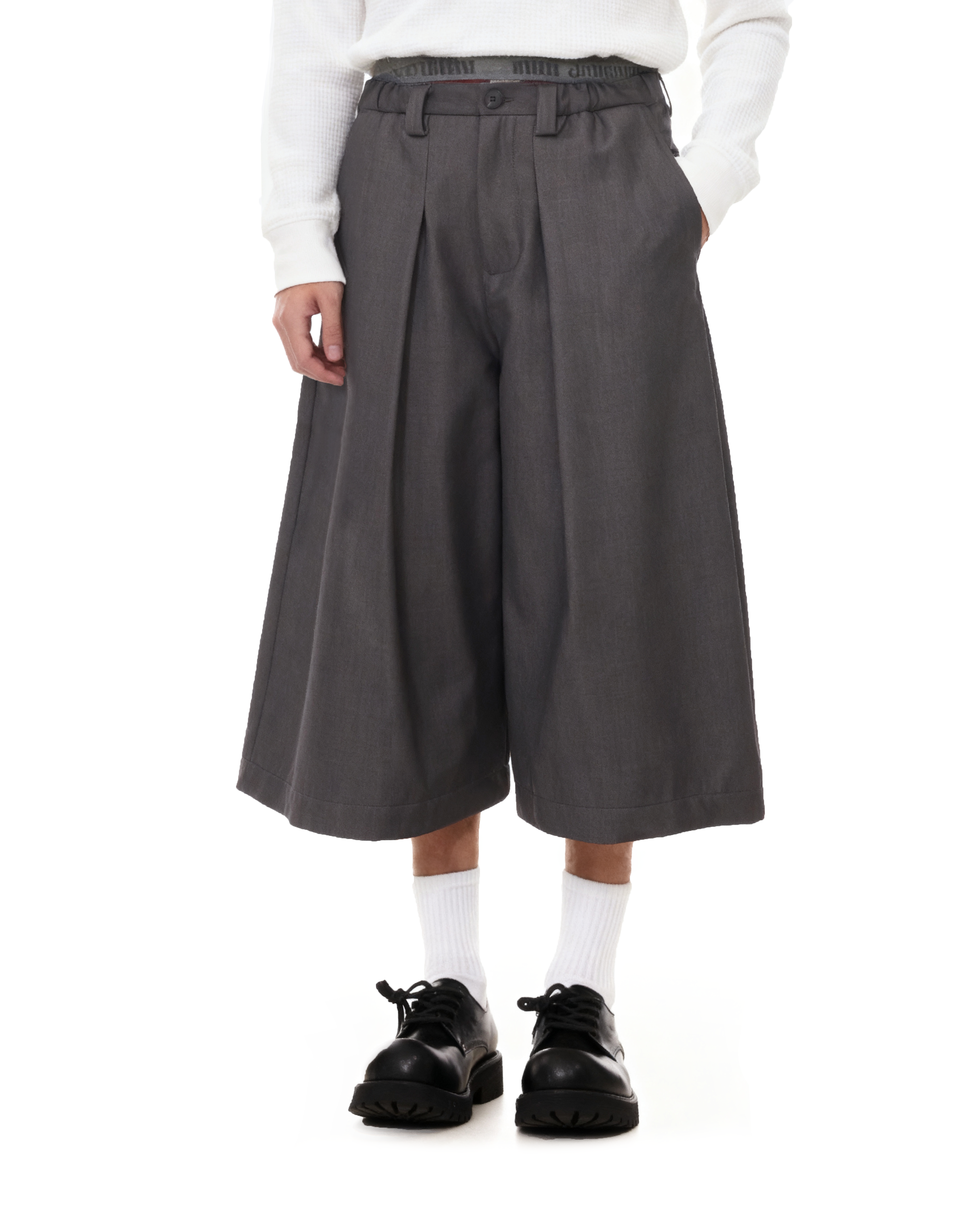 Elastic Waist Wide Leg Bermuda Shorts-1