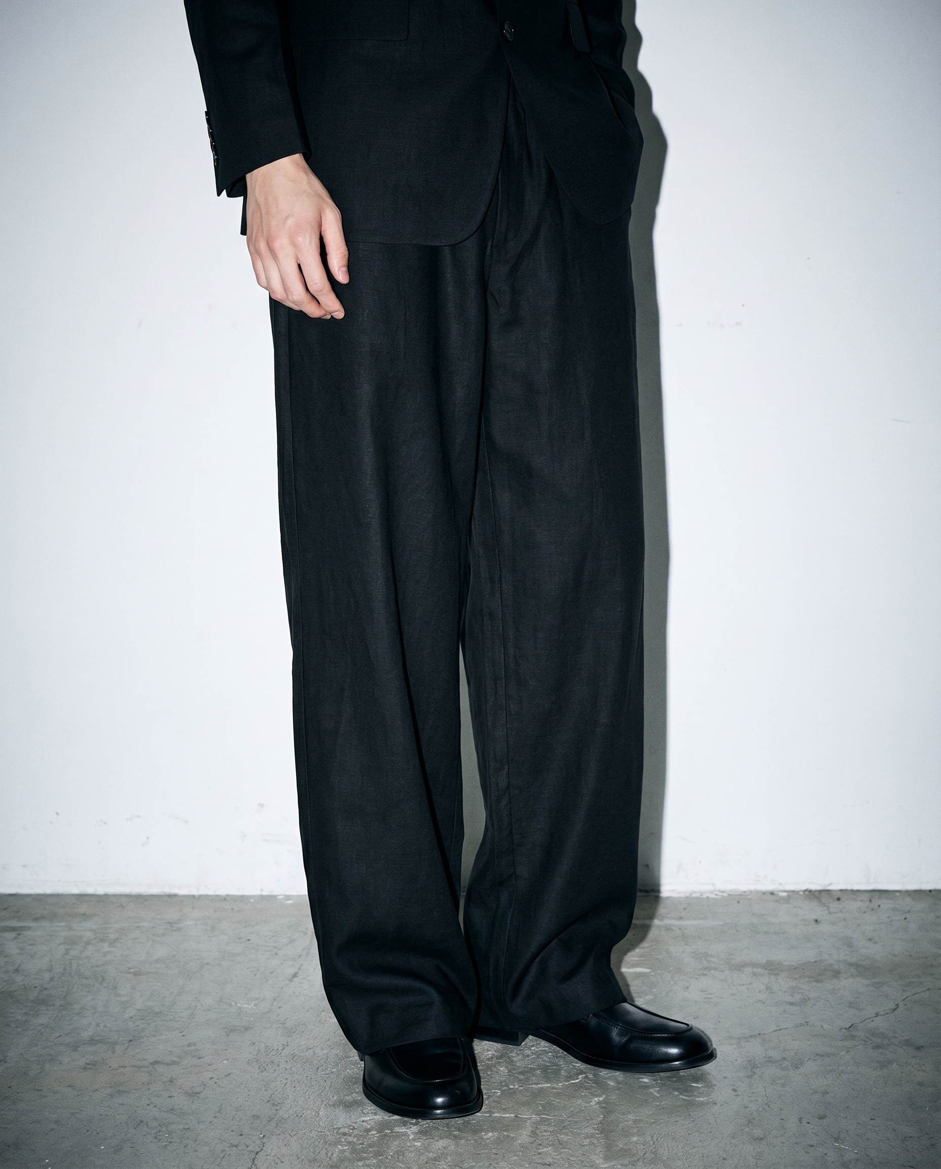 Linen Blend Relaxed Suit Set with Drawstring Rear-12