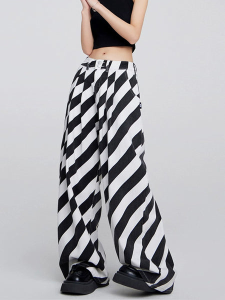 Diagonal Stripe Wide Leg Pants