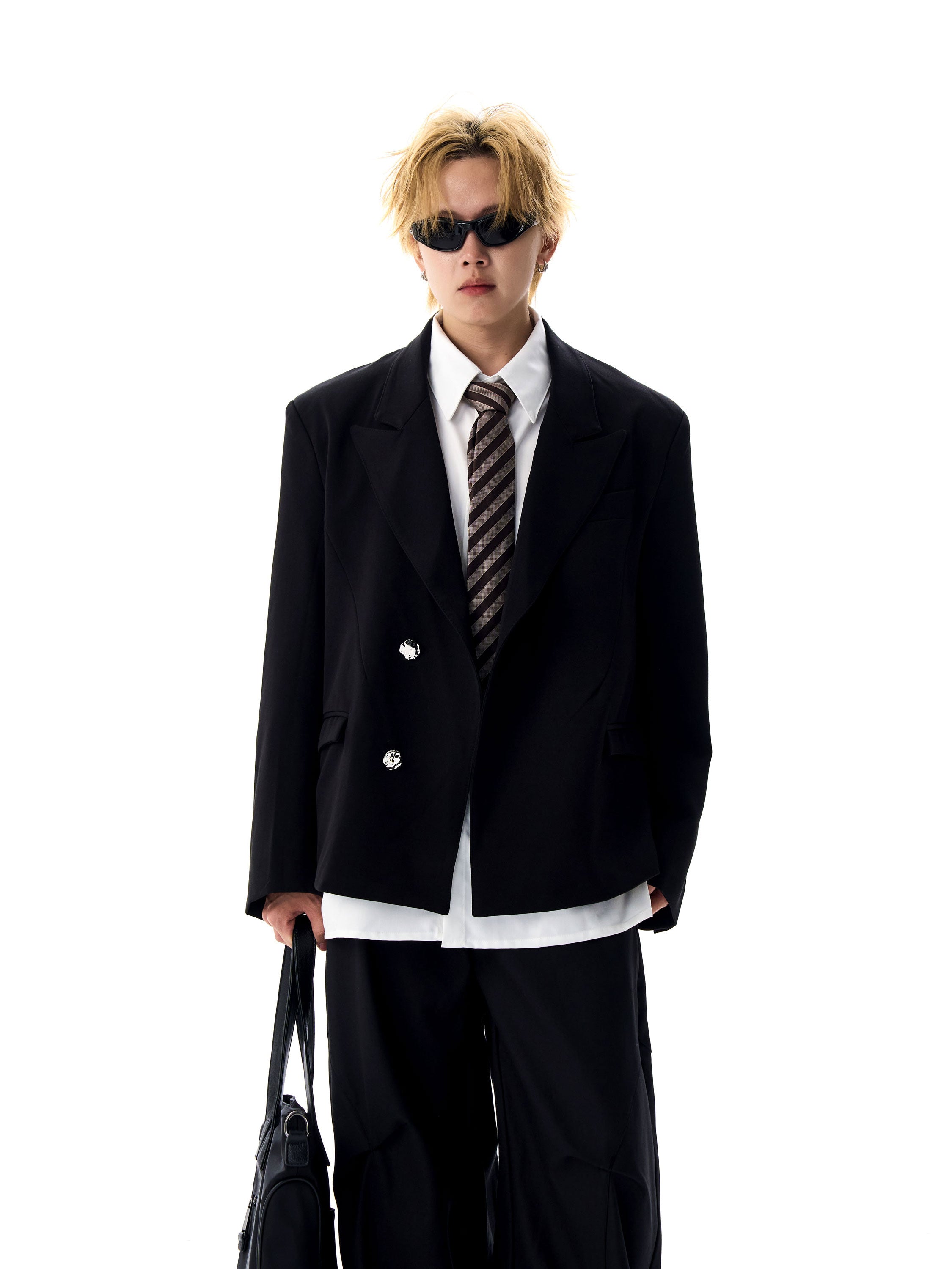 Boxy Mid-Crop Blazer with Decorative Metal Button