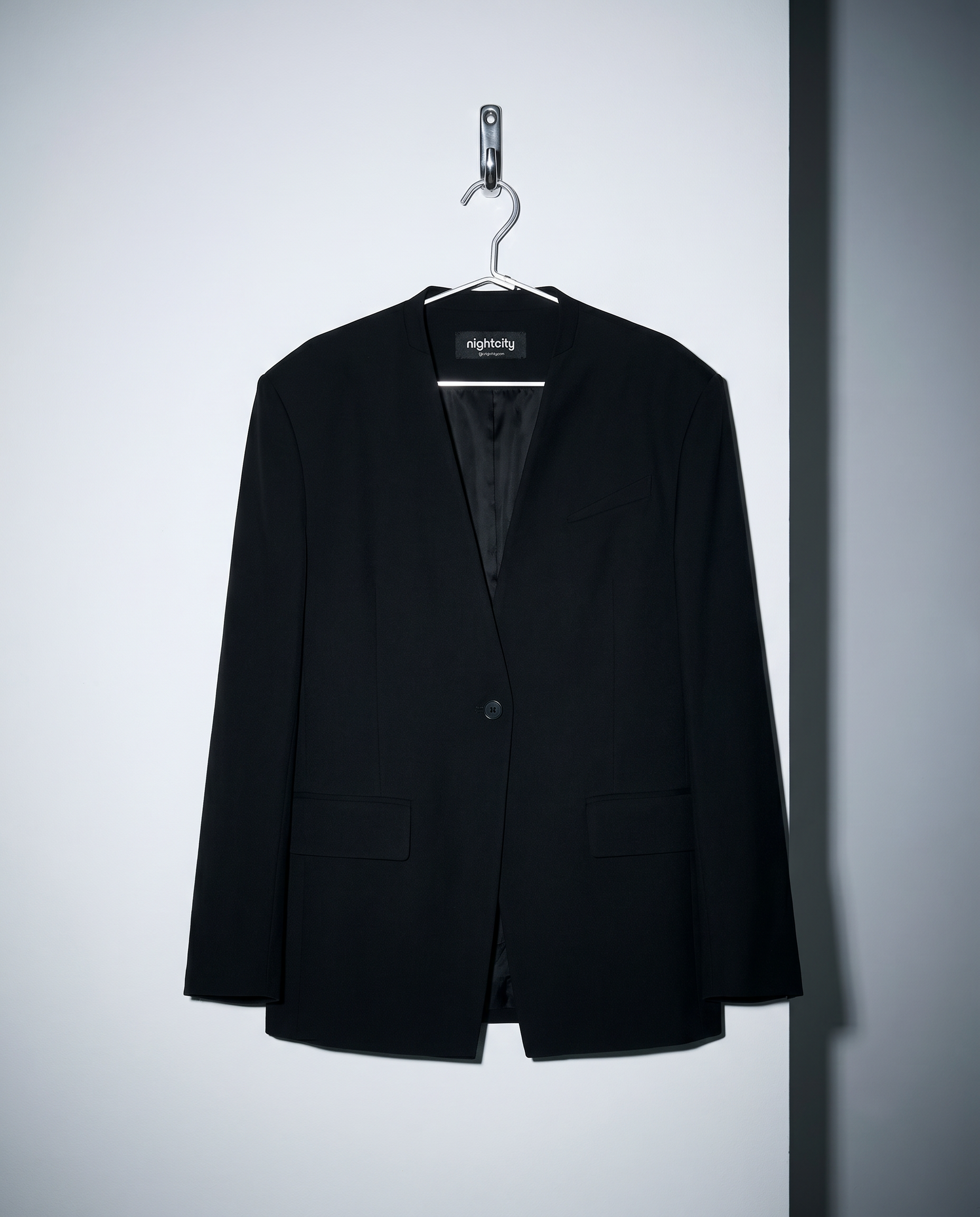 Oversized Open-Back Collarless Blazer-11