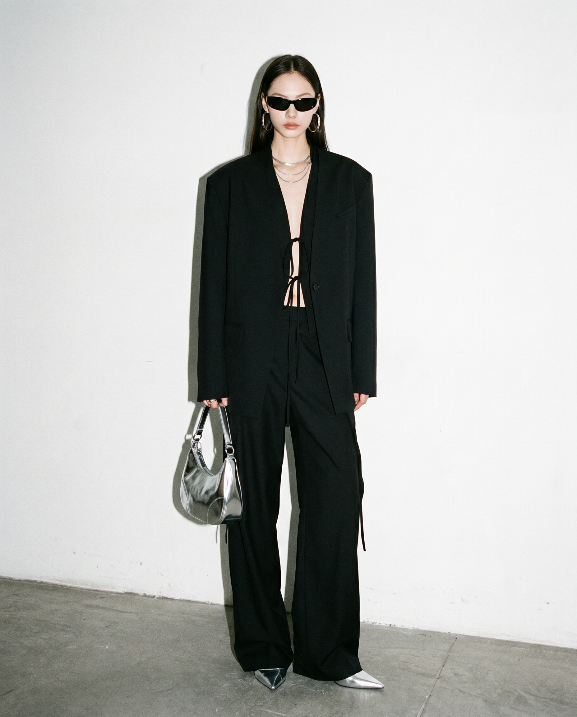 Oversized Open-Back Collarless Blazer-8