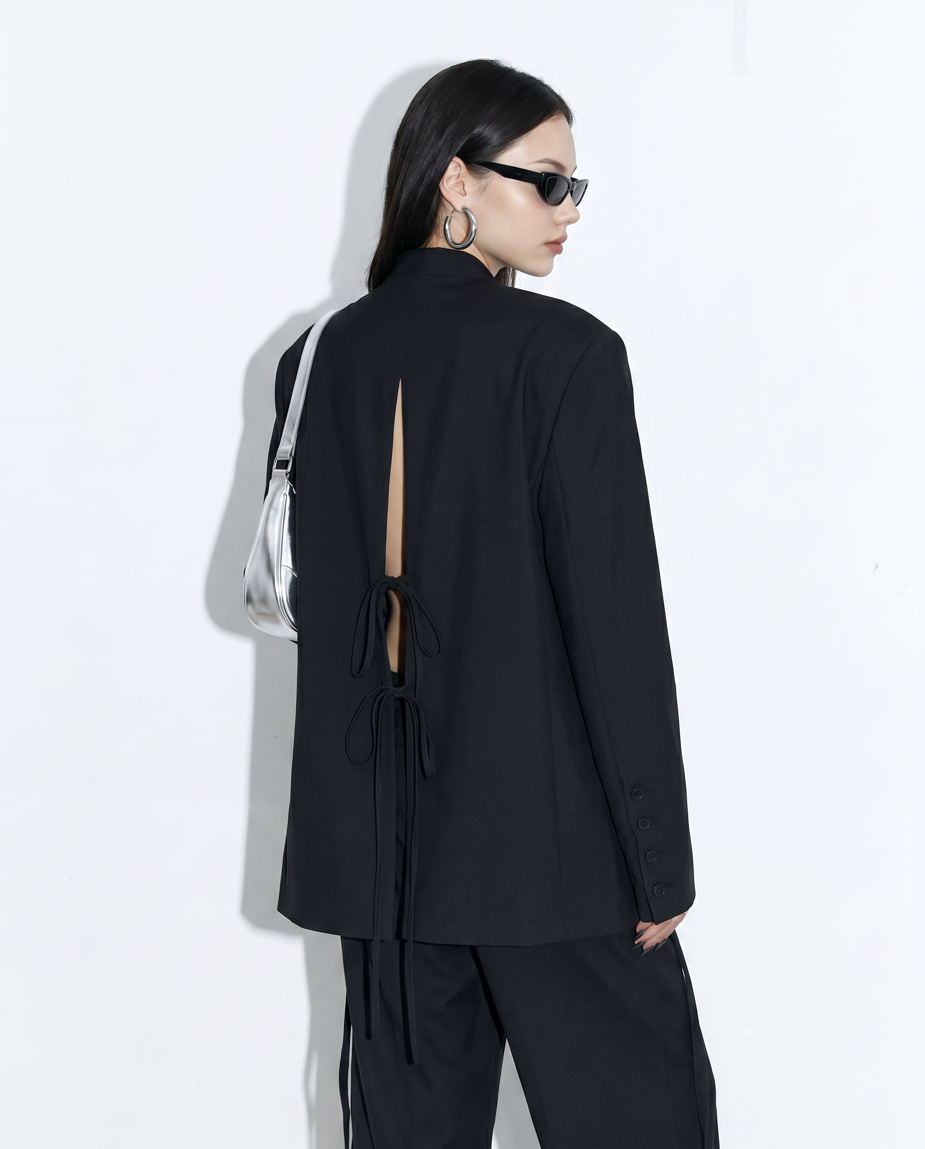 Oversized Open-Back Collarless Blazer-2