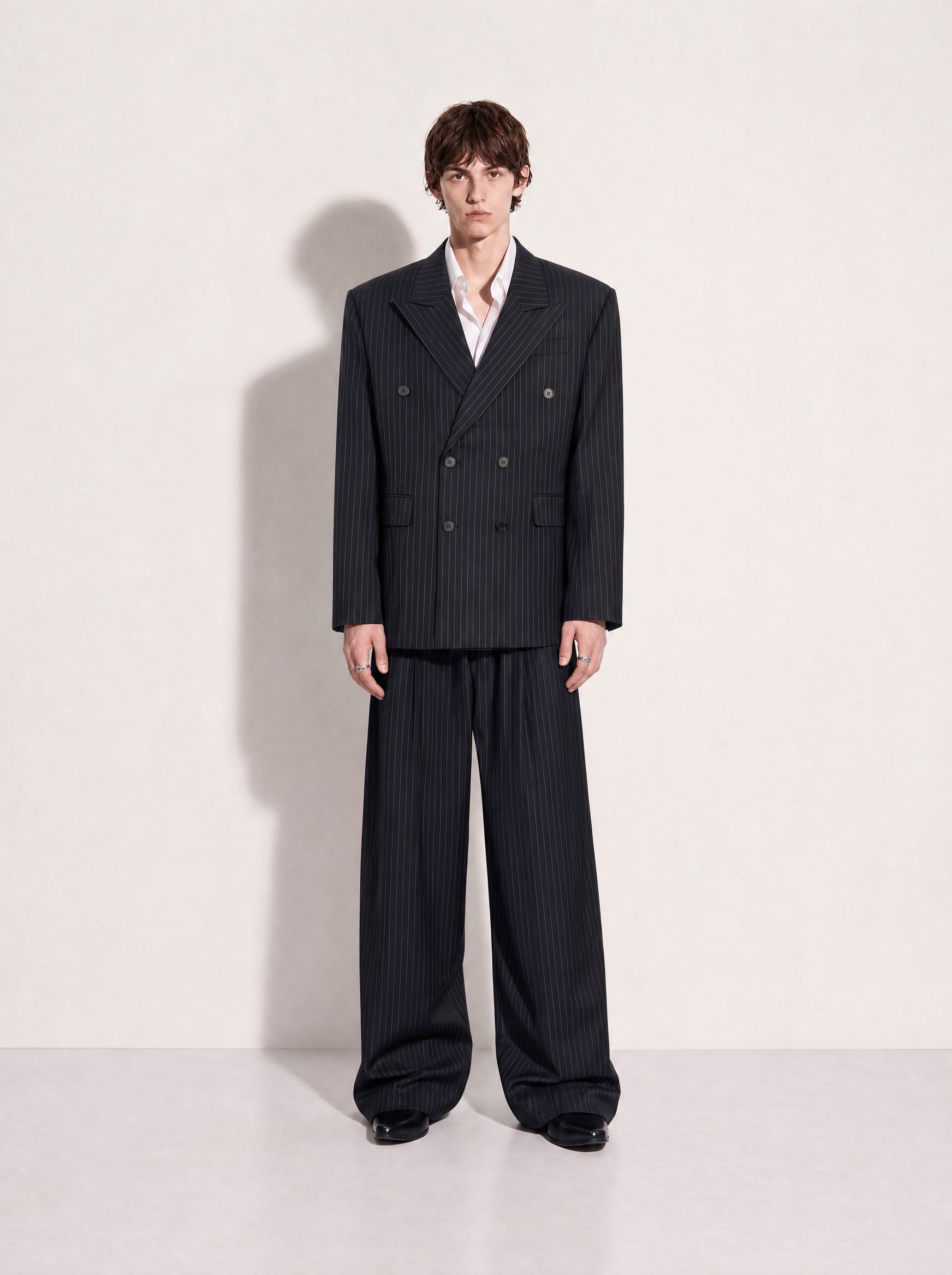 Oversized Wide-Pinstripe Double-Breasted Classic Suit-3
