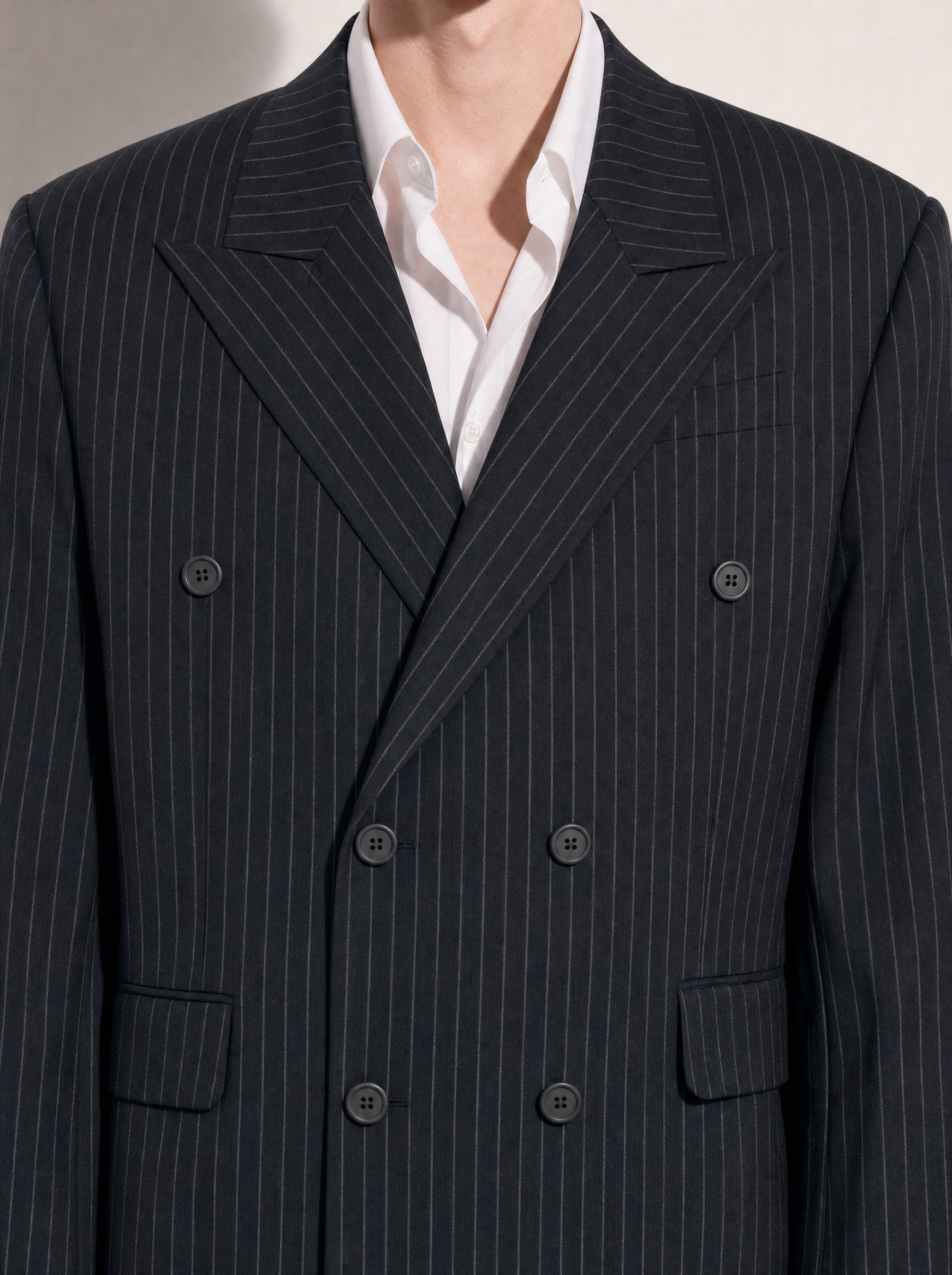 Oversized Wide-Pinstripe Double-Breasted Classic Suit-9