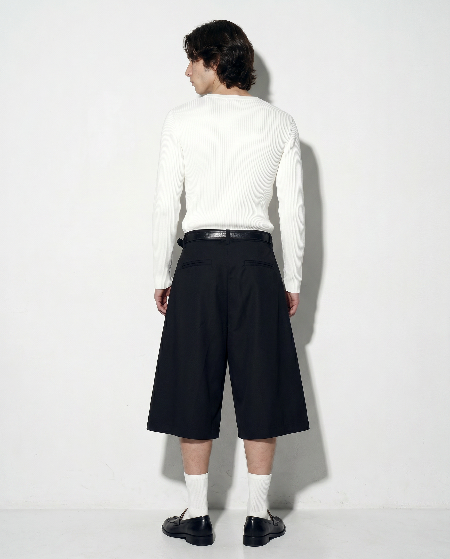Pleated Rivetted Bermuda Shorts-14