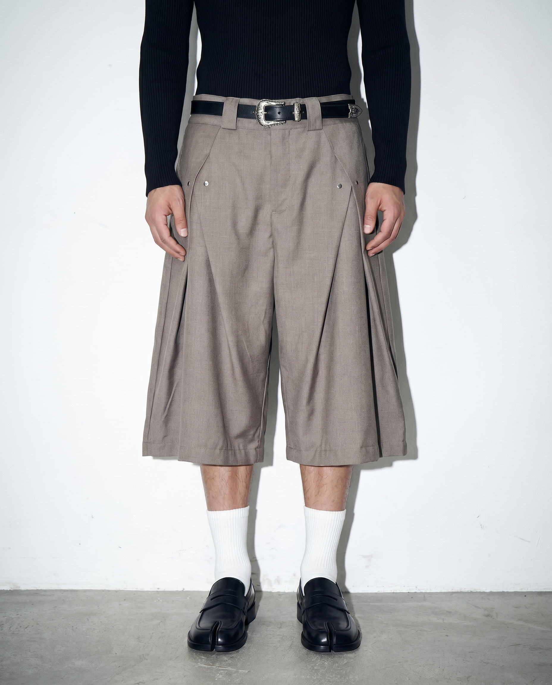 Pleated Rivetted Bermuda Shorts