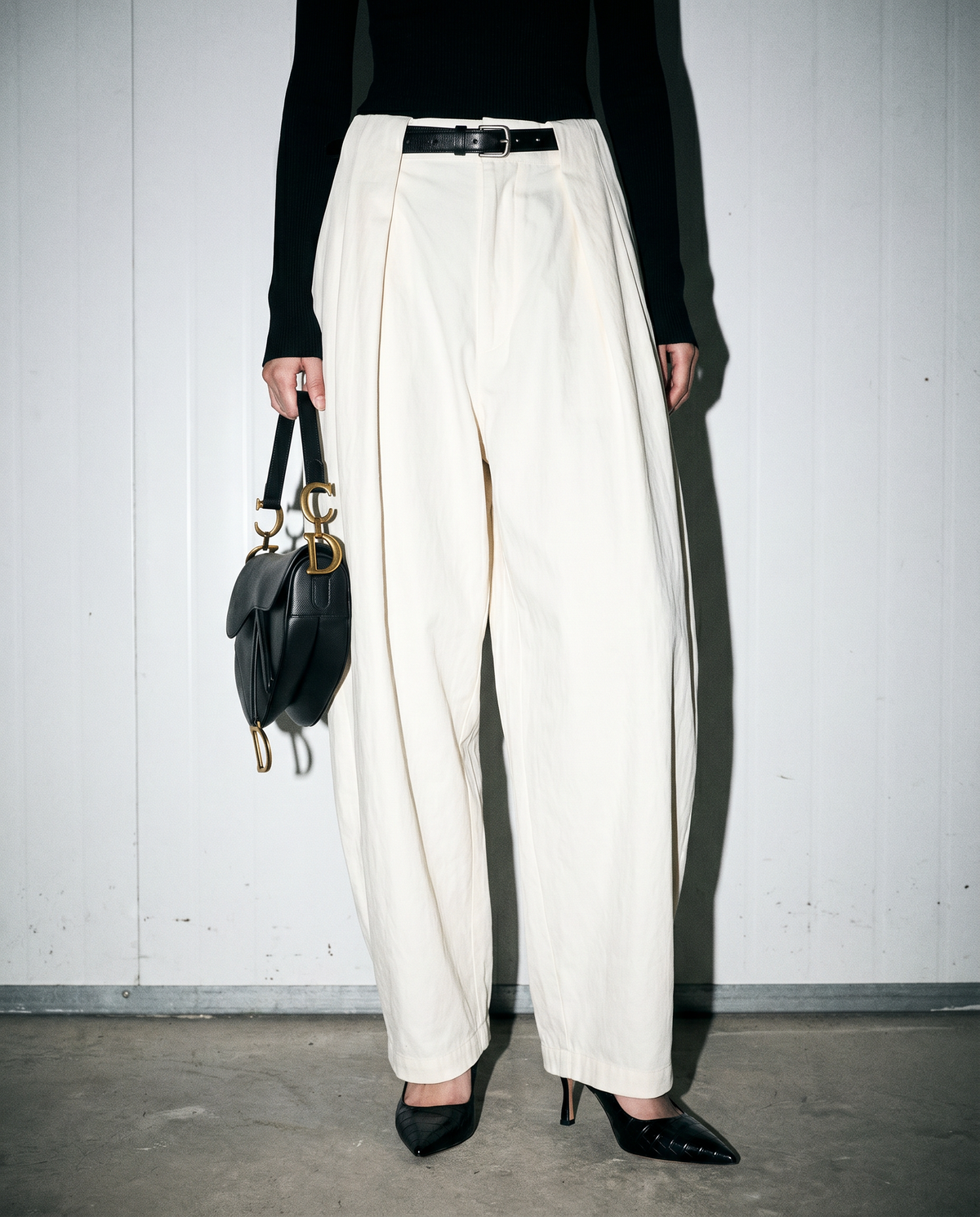Pleated Wide Waistband Barrel Trouser-3