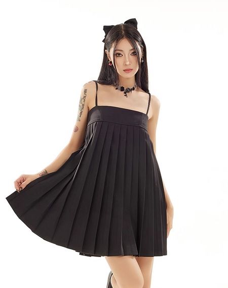 Spaghetti Strap Pleated Swing Top - nightcity clothing
