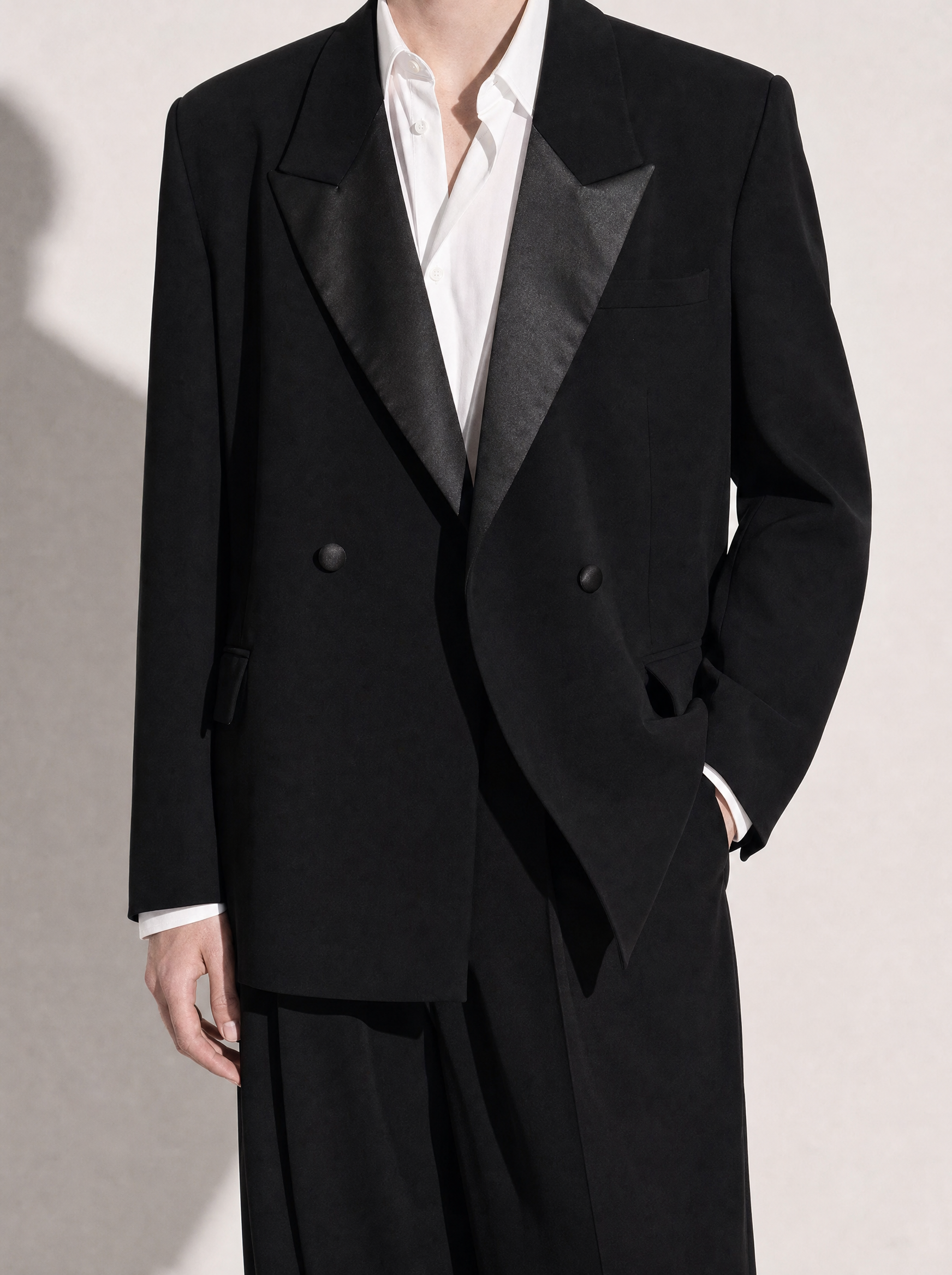 Structured Double-Breasted Satin Lapel Tuxedo Suit-8