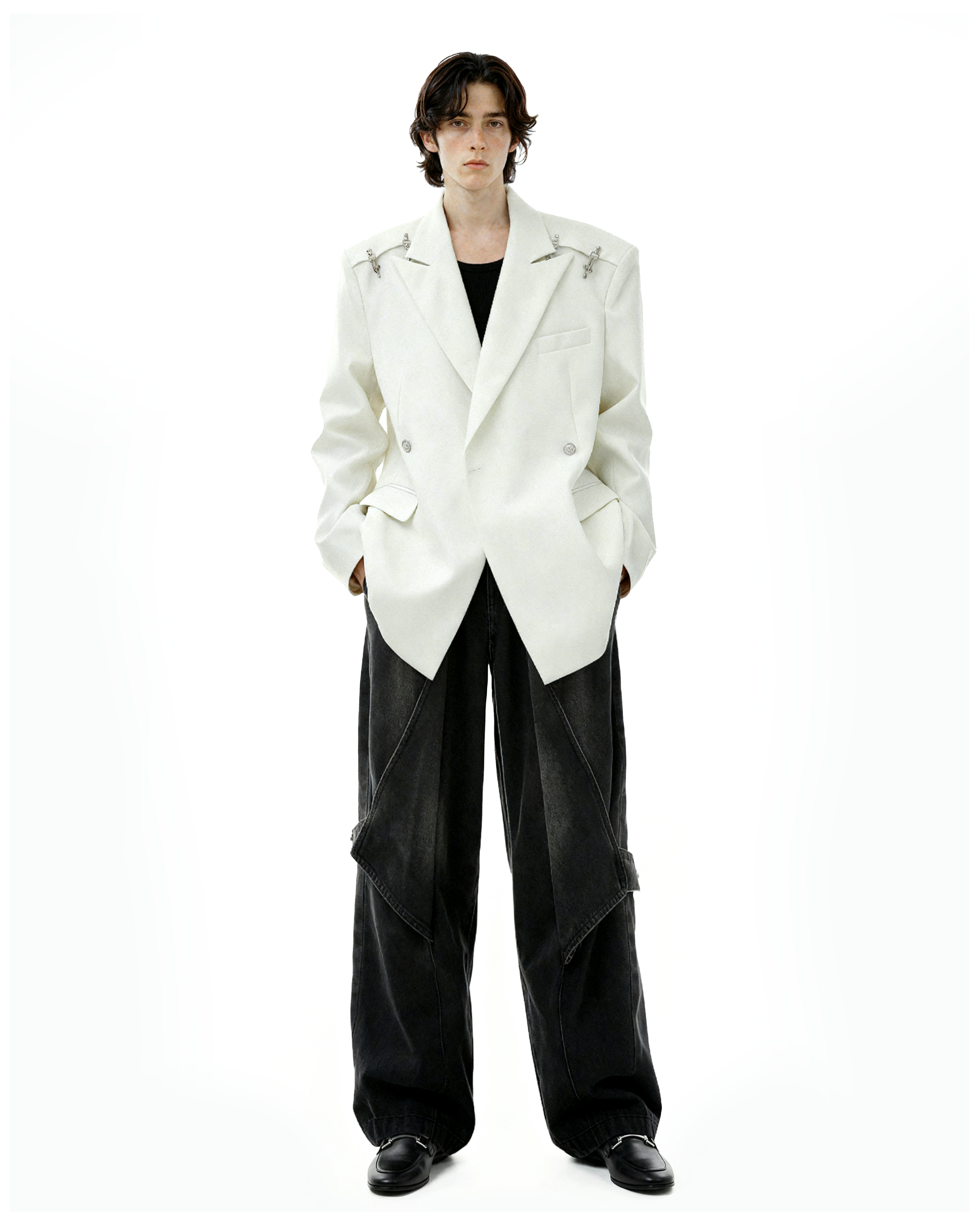 Oversized Double-Breasted Blazer with Peak Lapels and Silver Accents-11