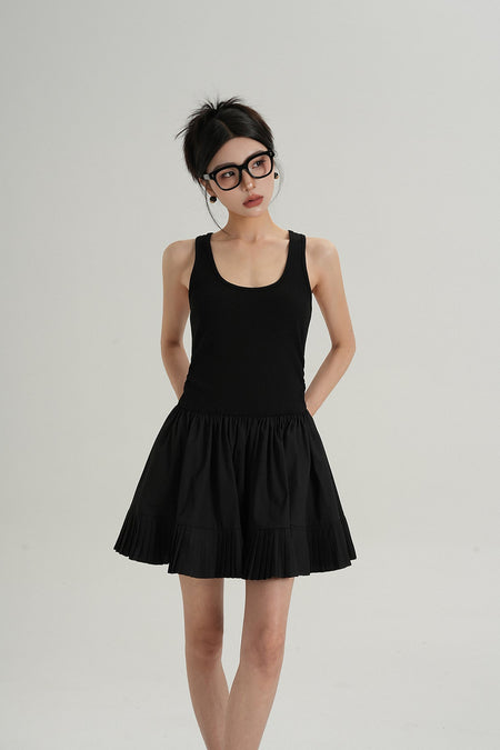 Sleeveless Scoop Neck Pleated Hem Tank Dress