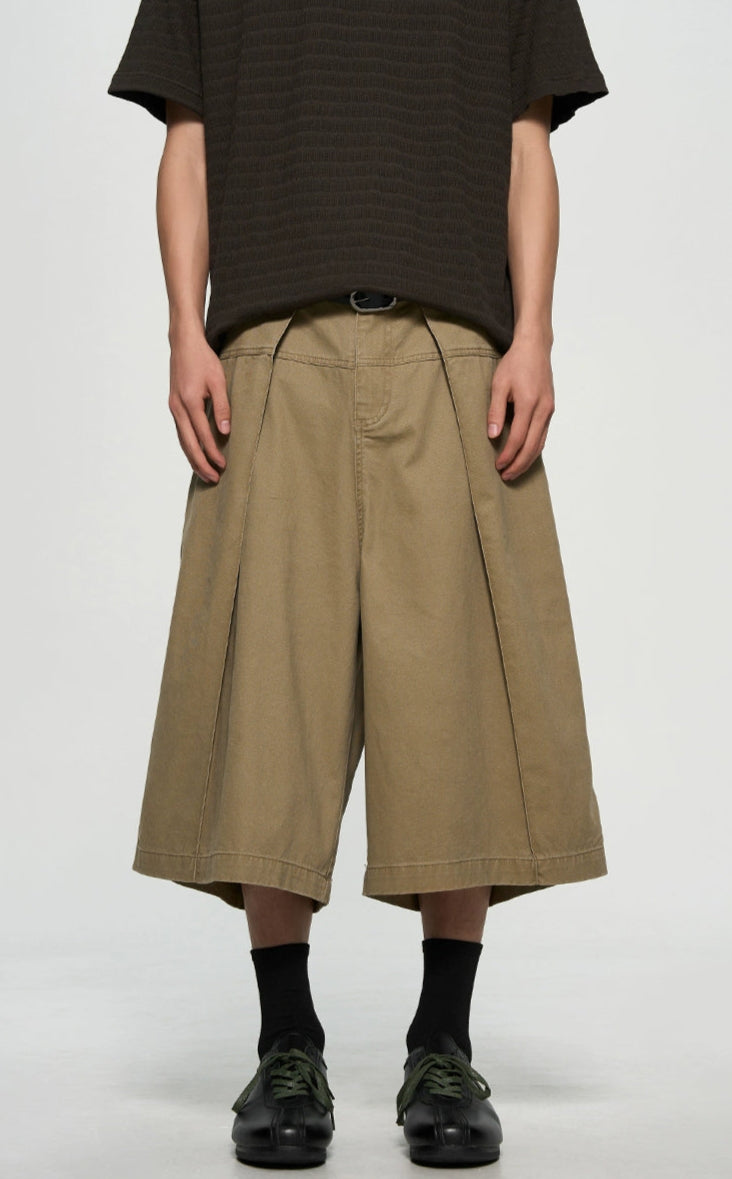 Structured Wide-Leg Pleated Bermuda Shorts