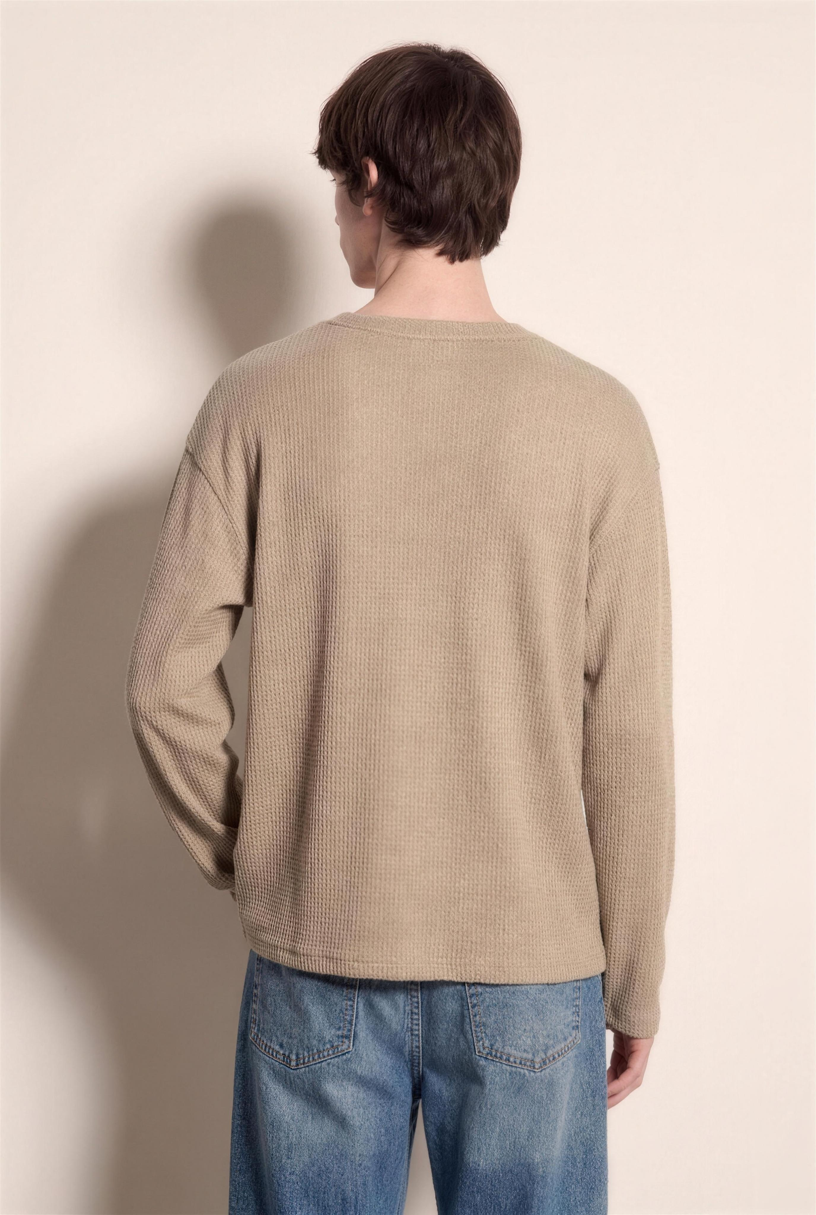 Long Sleeve Textured Henley Shirt in Khaki – back view
