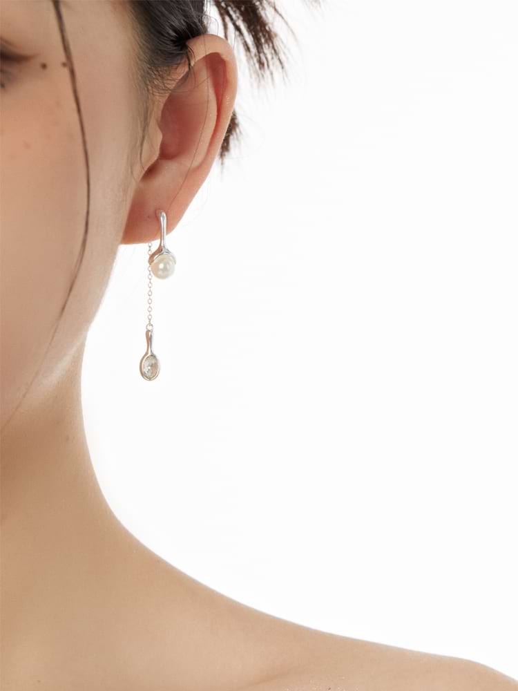 Faux Pearl Drop Earrings