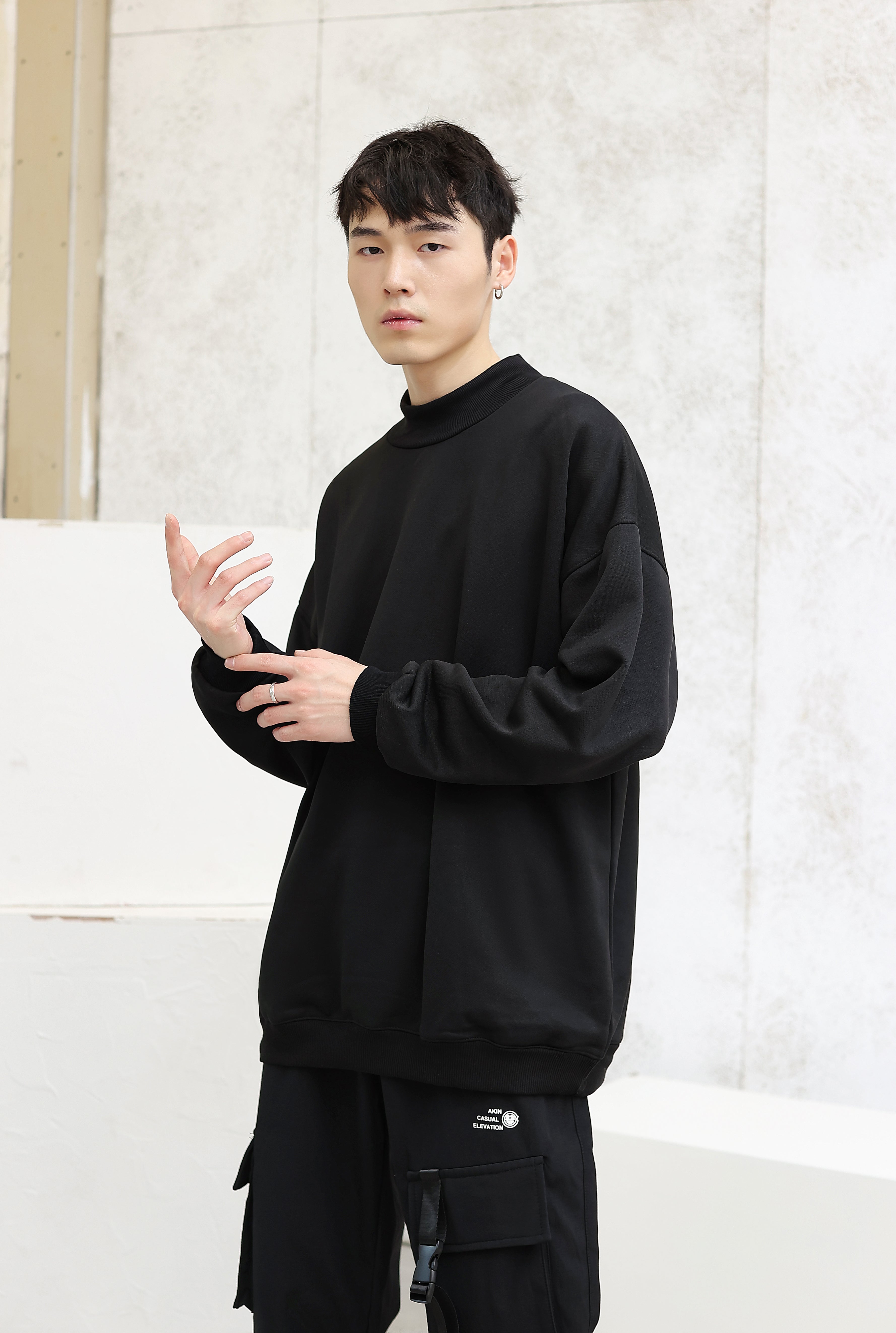 Semi-Turtleneck Oversized Sweatshirt - nightcity clothing