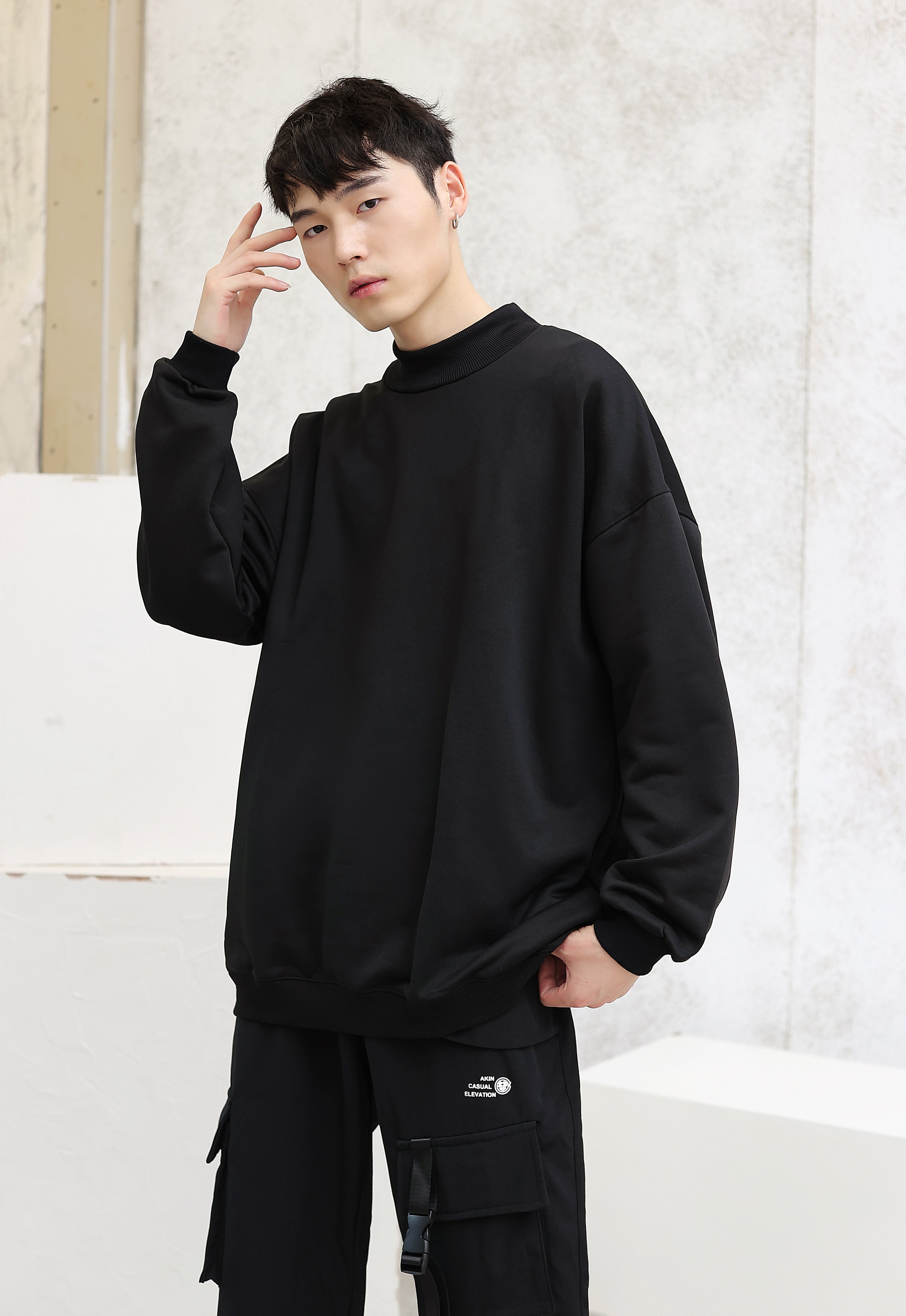 Semi-Turtleneck Oversized Sweatshirt - nightcity clothing