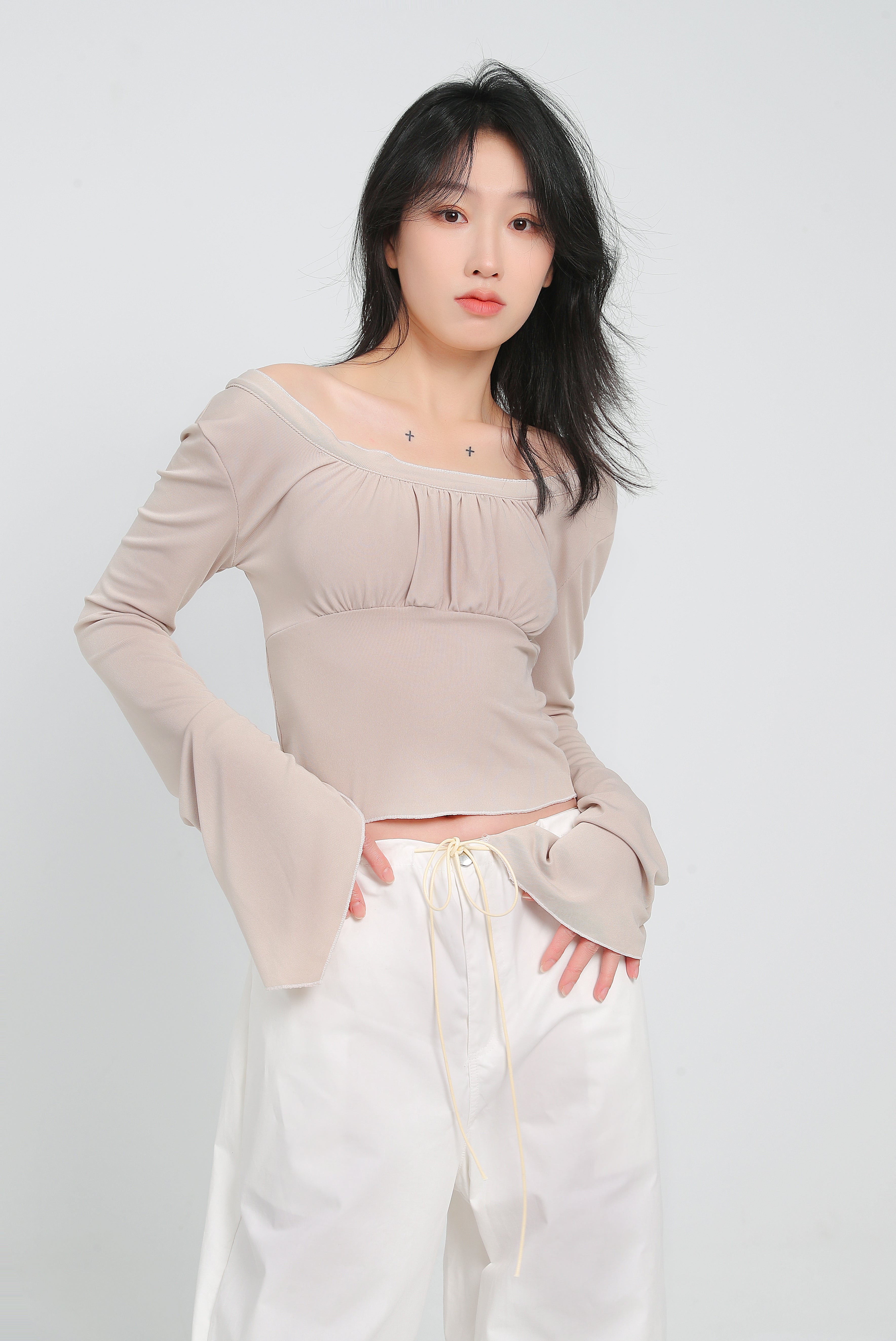 Ruched Flare Long Sleeve Crop Top