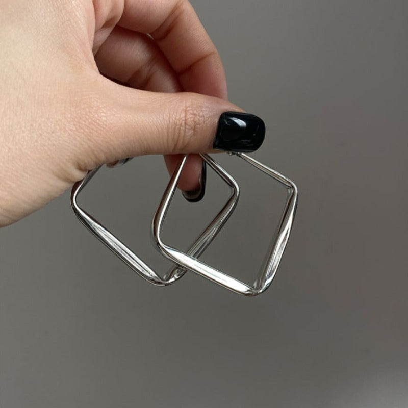 Hollow Rounded Square Earrings - nightcity clothing
