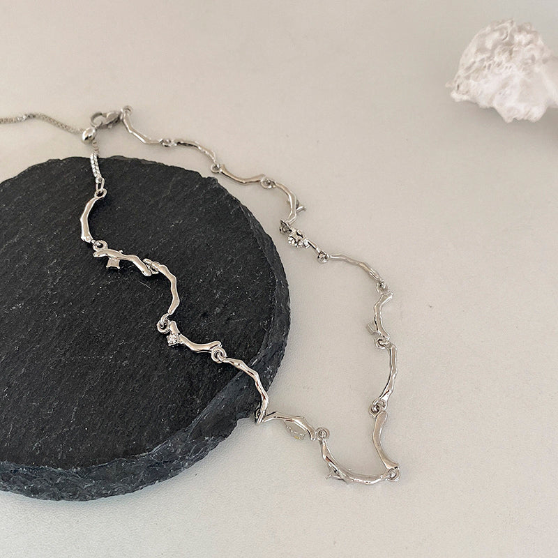 Curve Metal Link Chain Necklace - nightcity clothing