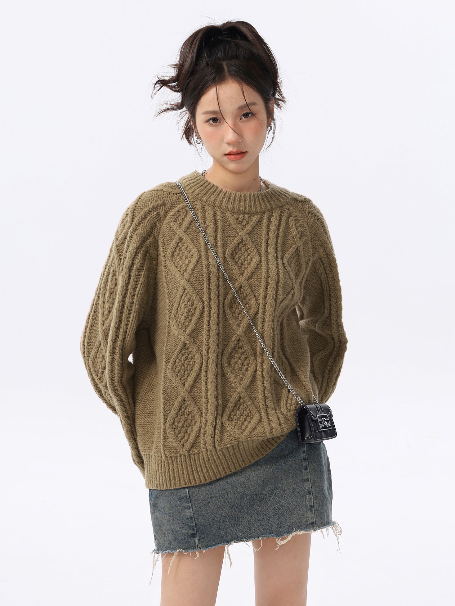 Ribbed Trim Textured Knit Pullover